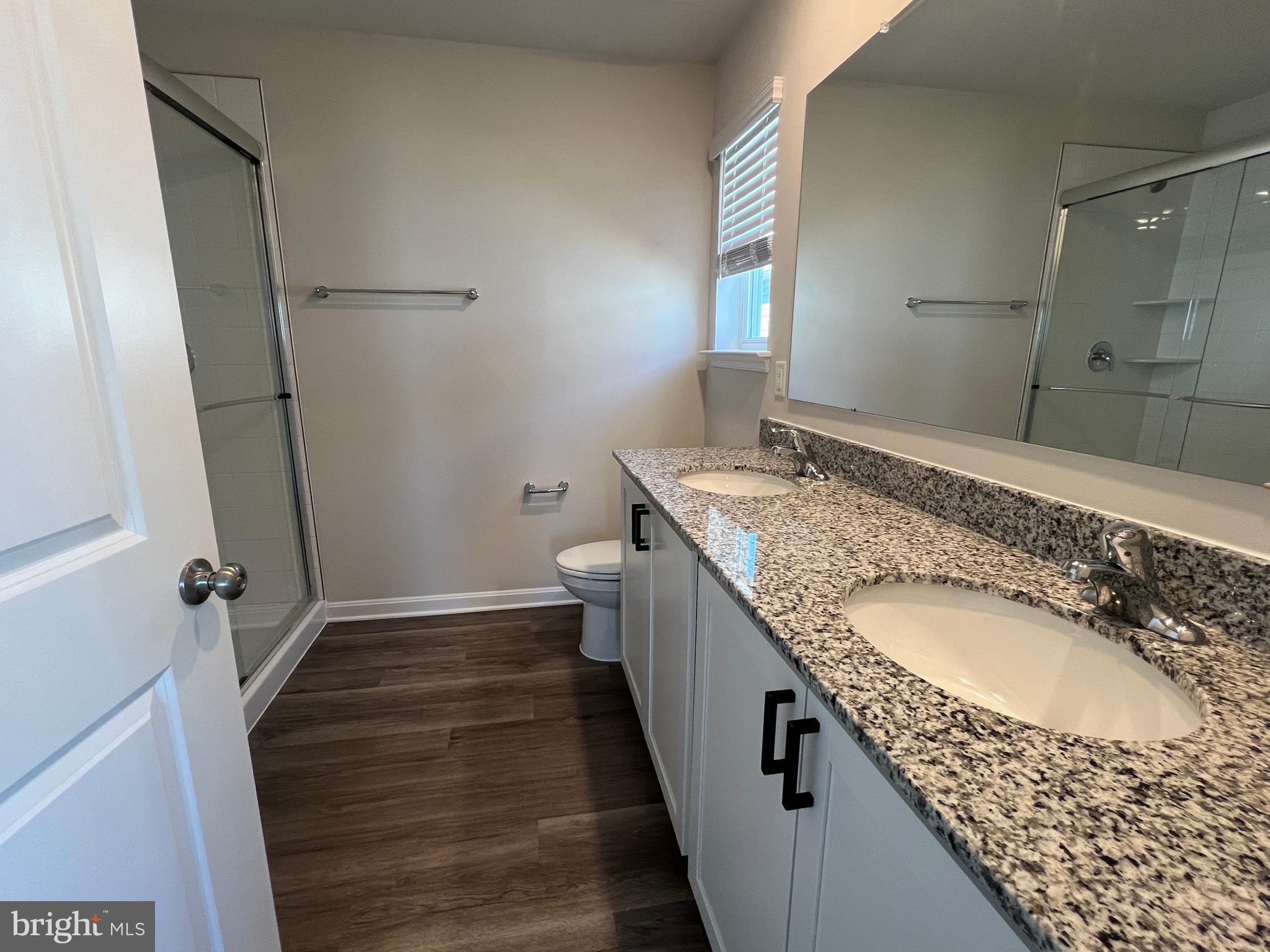 VALLEY VIEW - Residential Lease