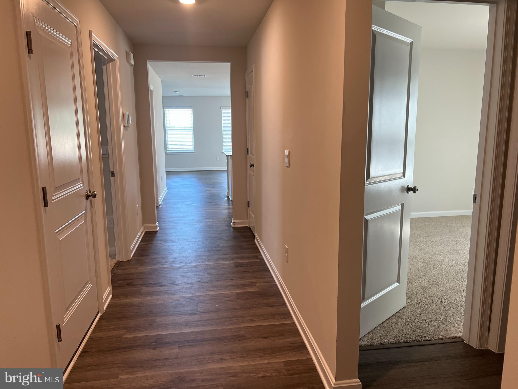 VALLEY VIEW - Residential Lease