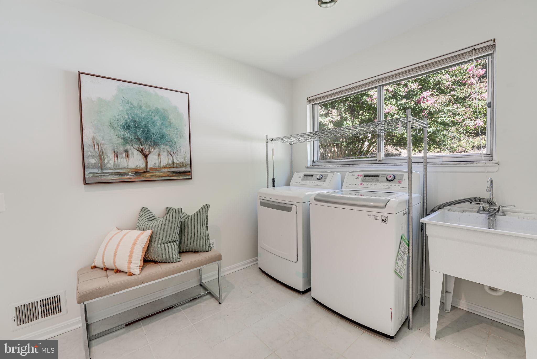 SEMINARY RIDGE - Residential