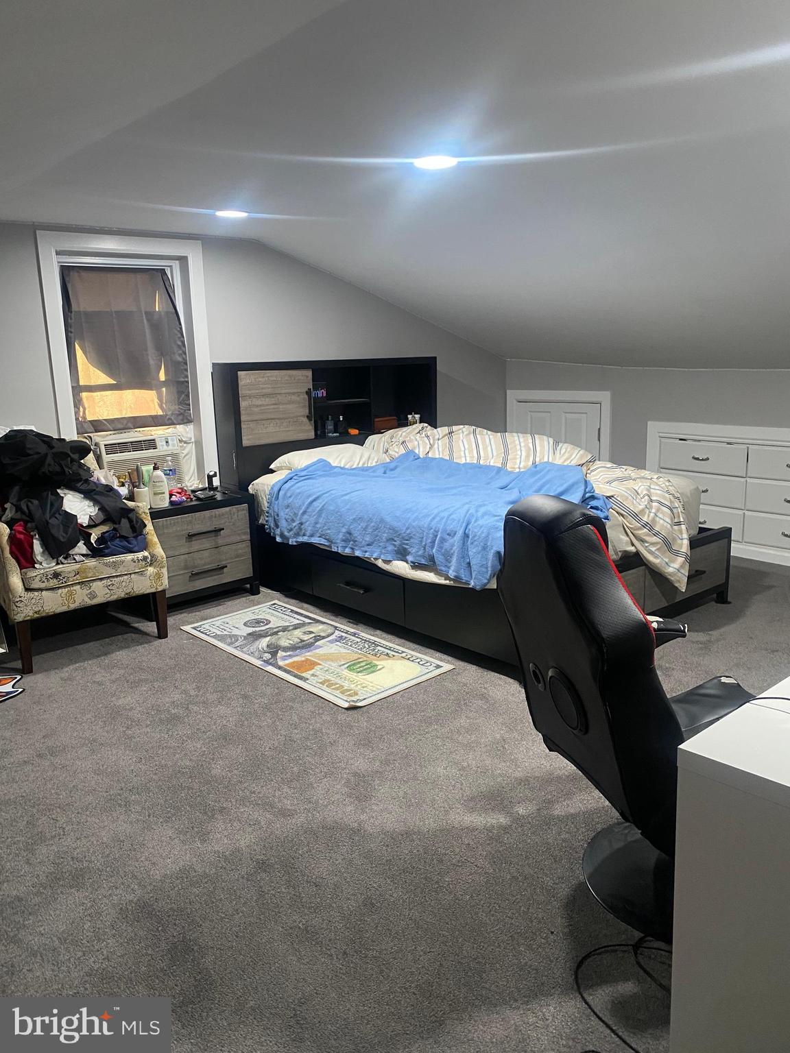 MAYFAIR - Residential