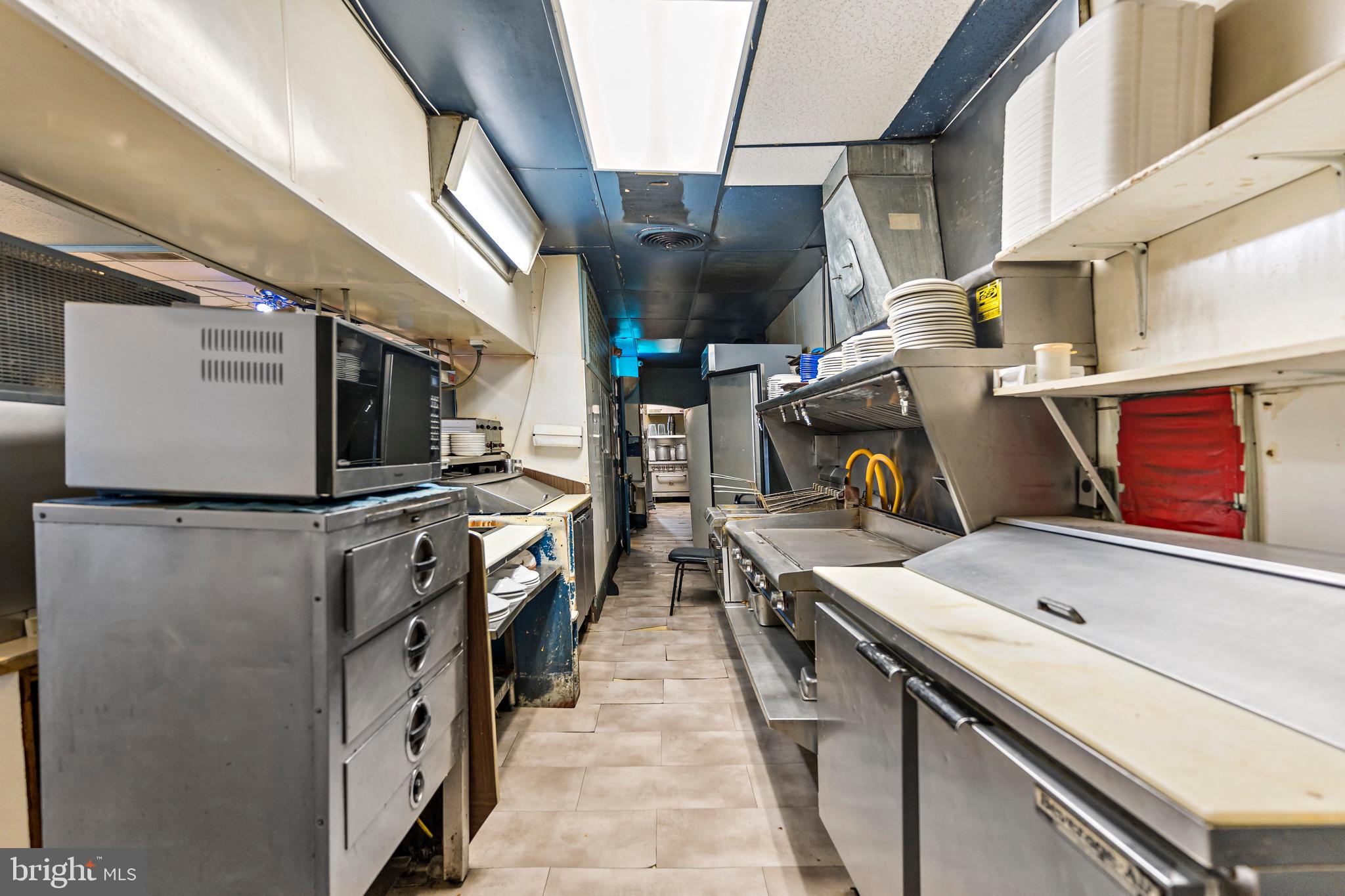 MARTINSBURG - Commercial Sale