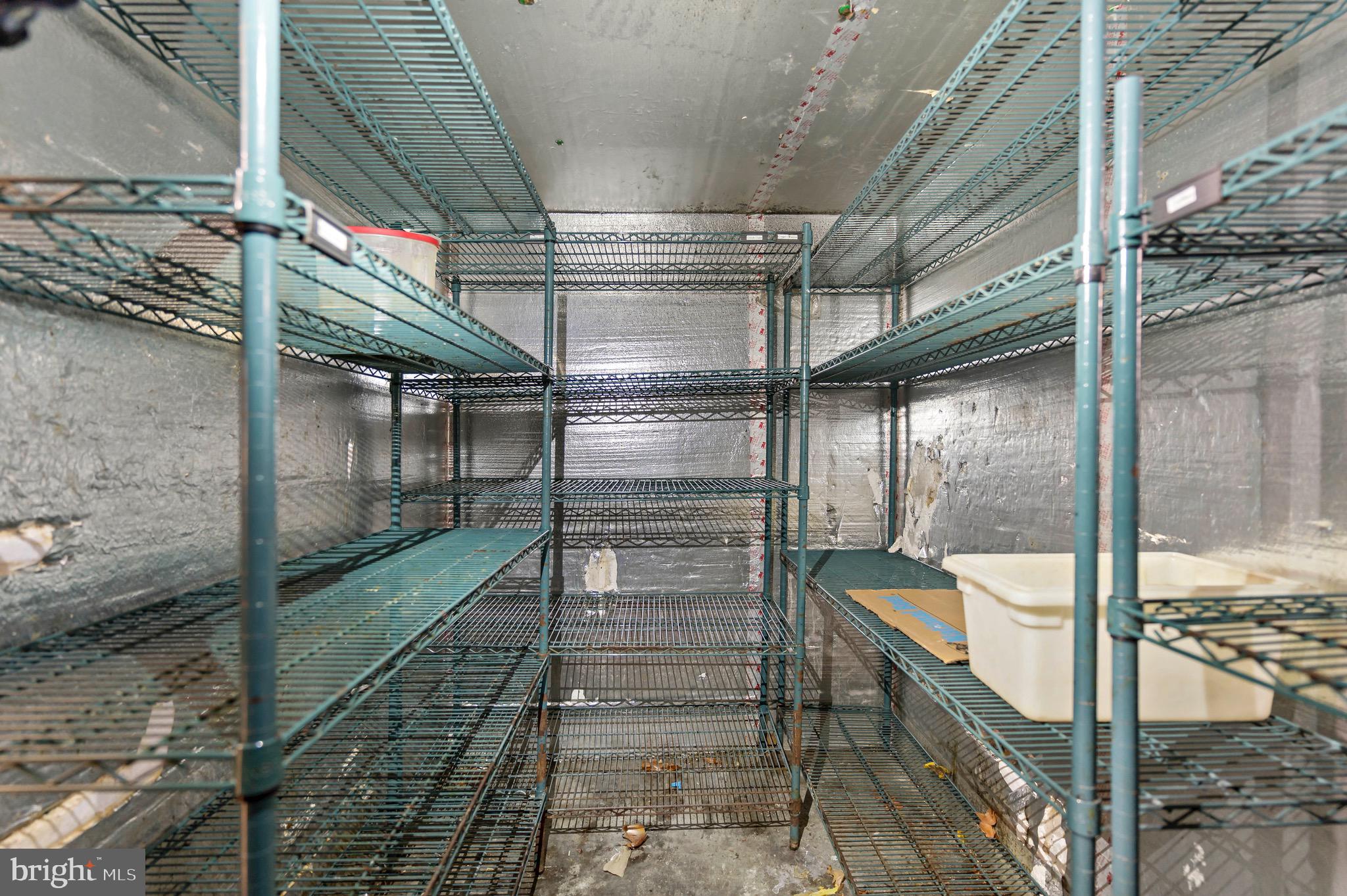 MARTINSBURG - Commercial Sale