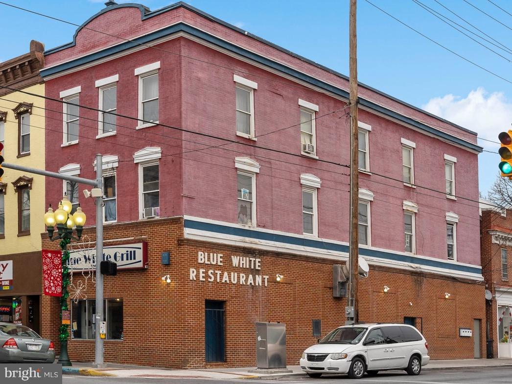 MARTINSBURG - Commercial Sale