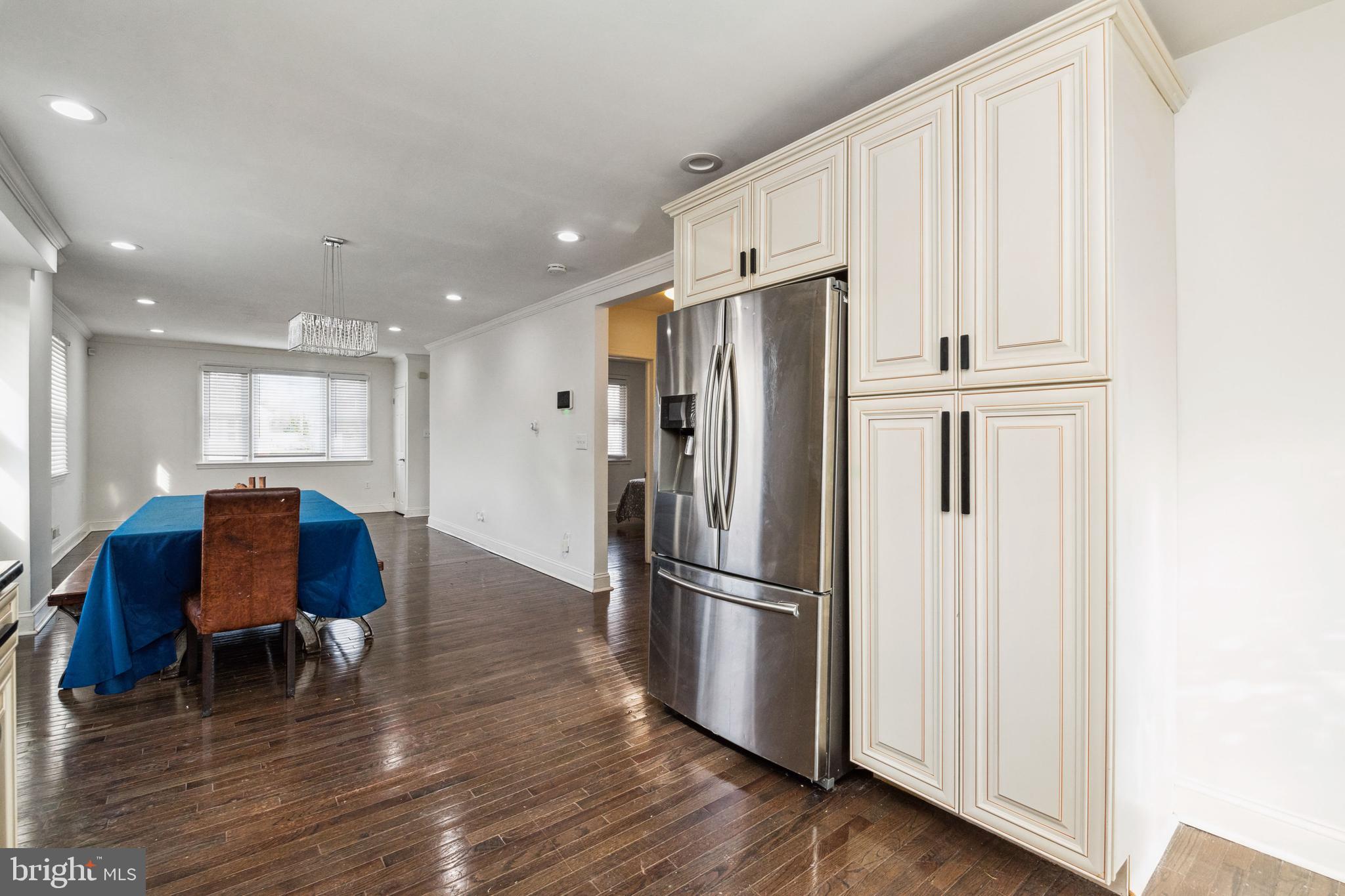 ROSEDALE - Residential