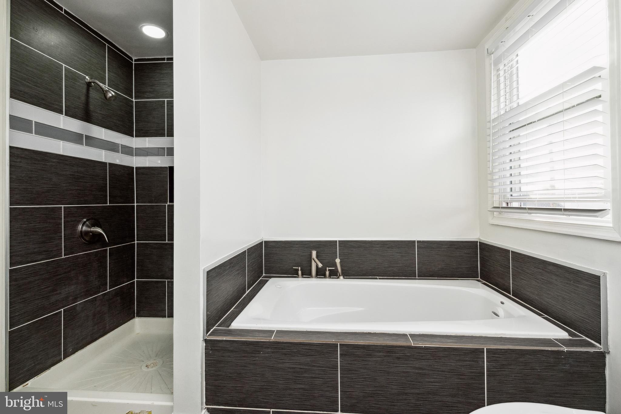 ROSEDALE - Residential