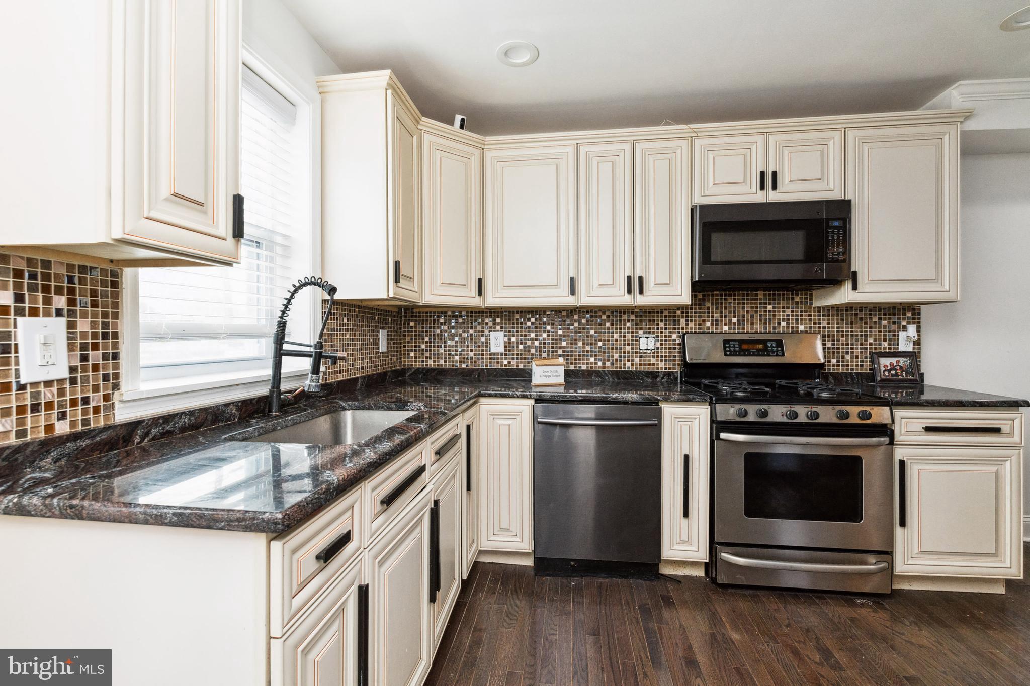 ROSEDALE - Residential