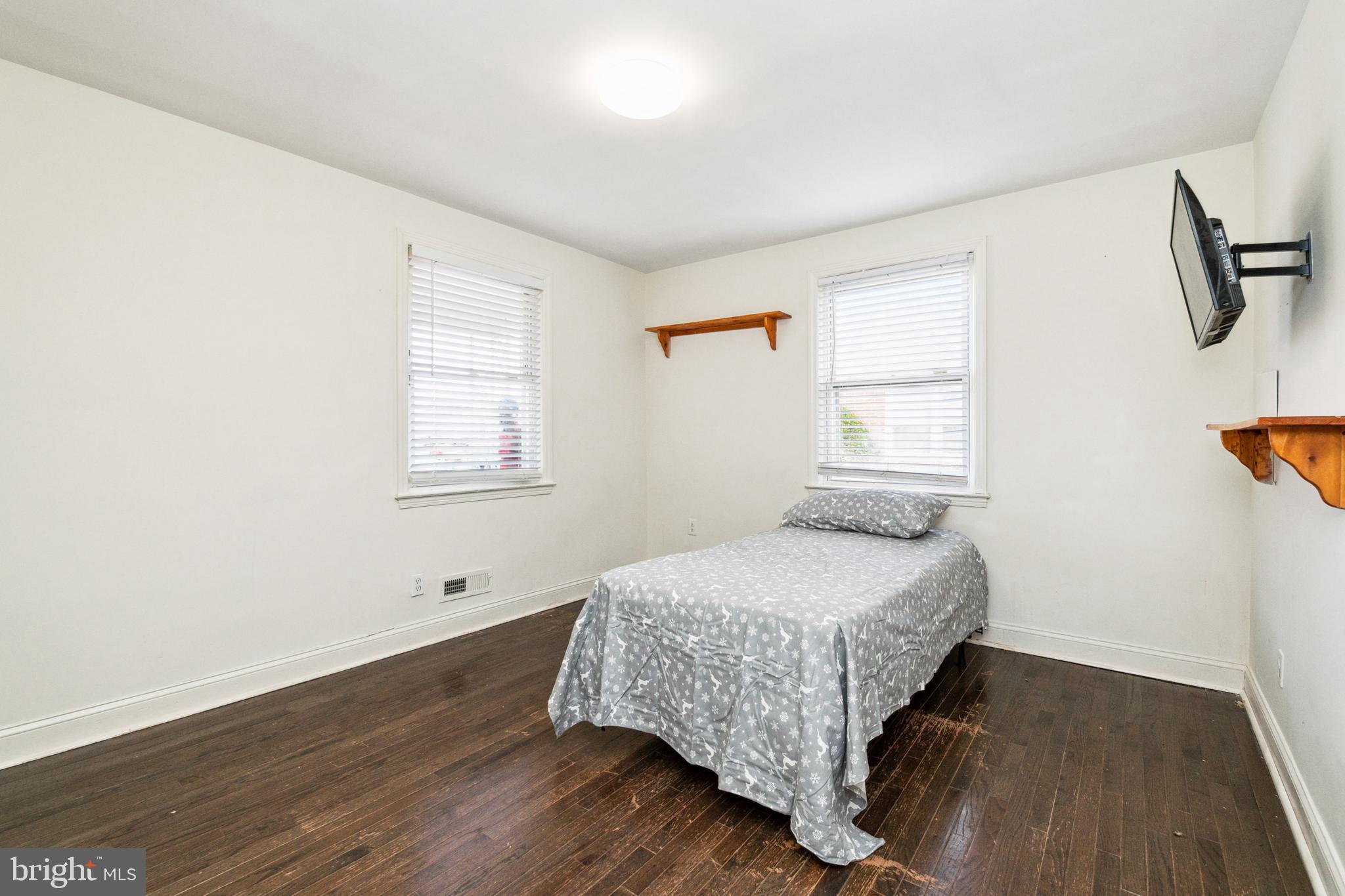 ROSEDALE - Residential