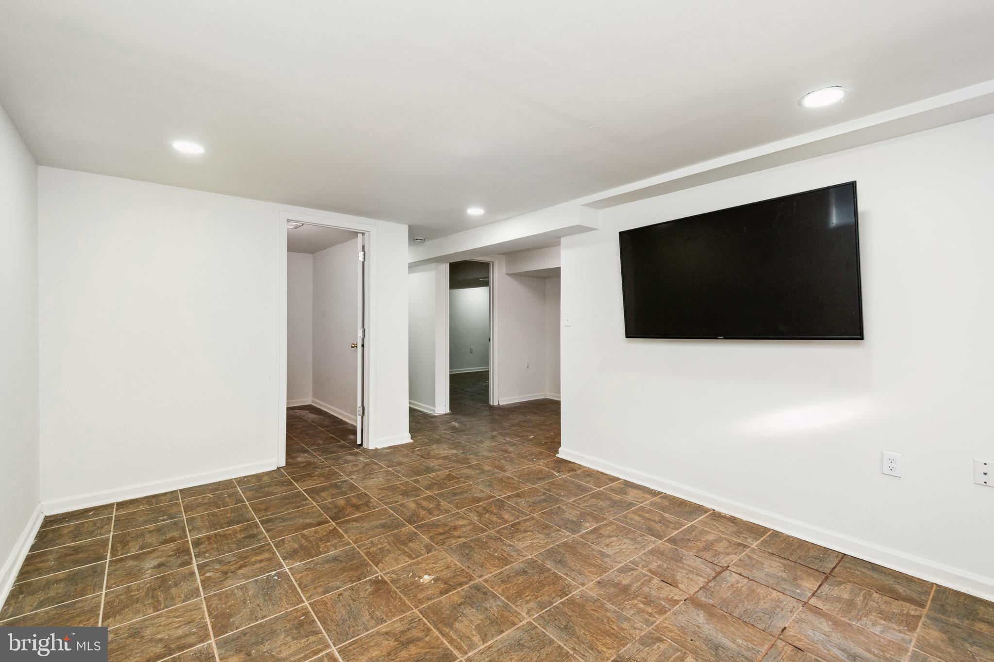 ROSEDALE - Residential