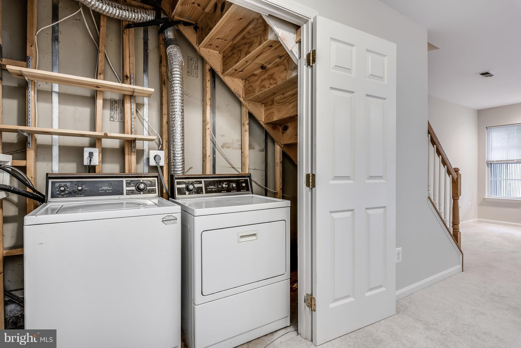 ASHBURN FARM - Residential
