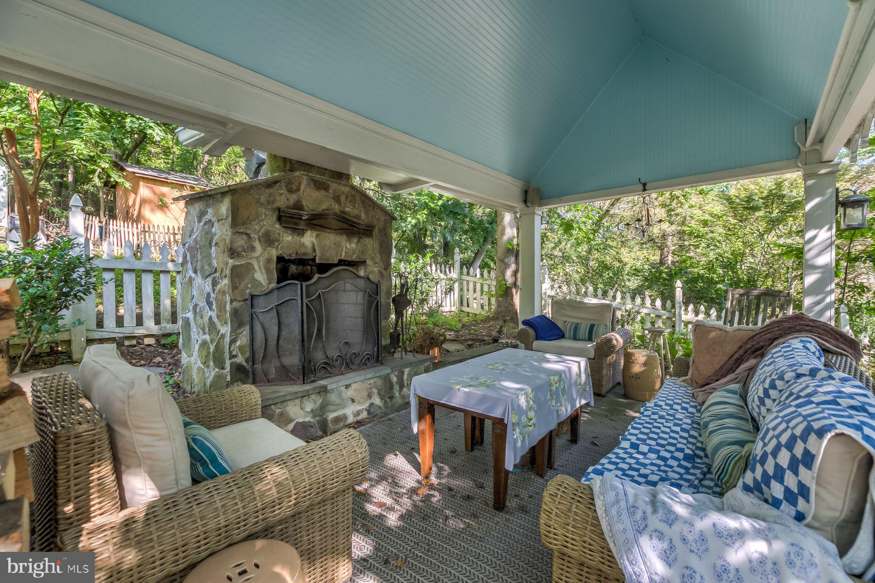 DICKEYVILLE HISTORIC DISTRICT - Residential