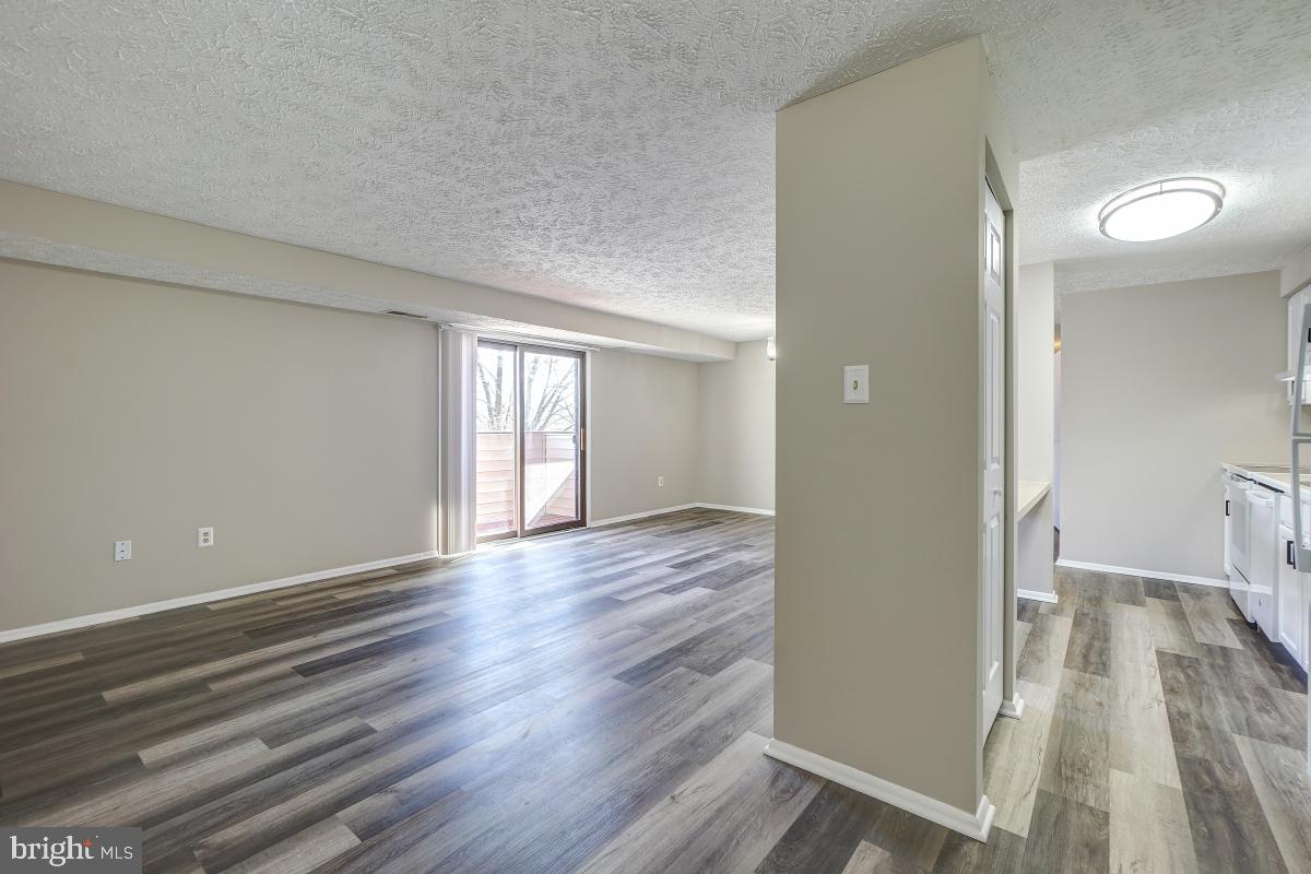 AMBERTOWNE - Residential Lease