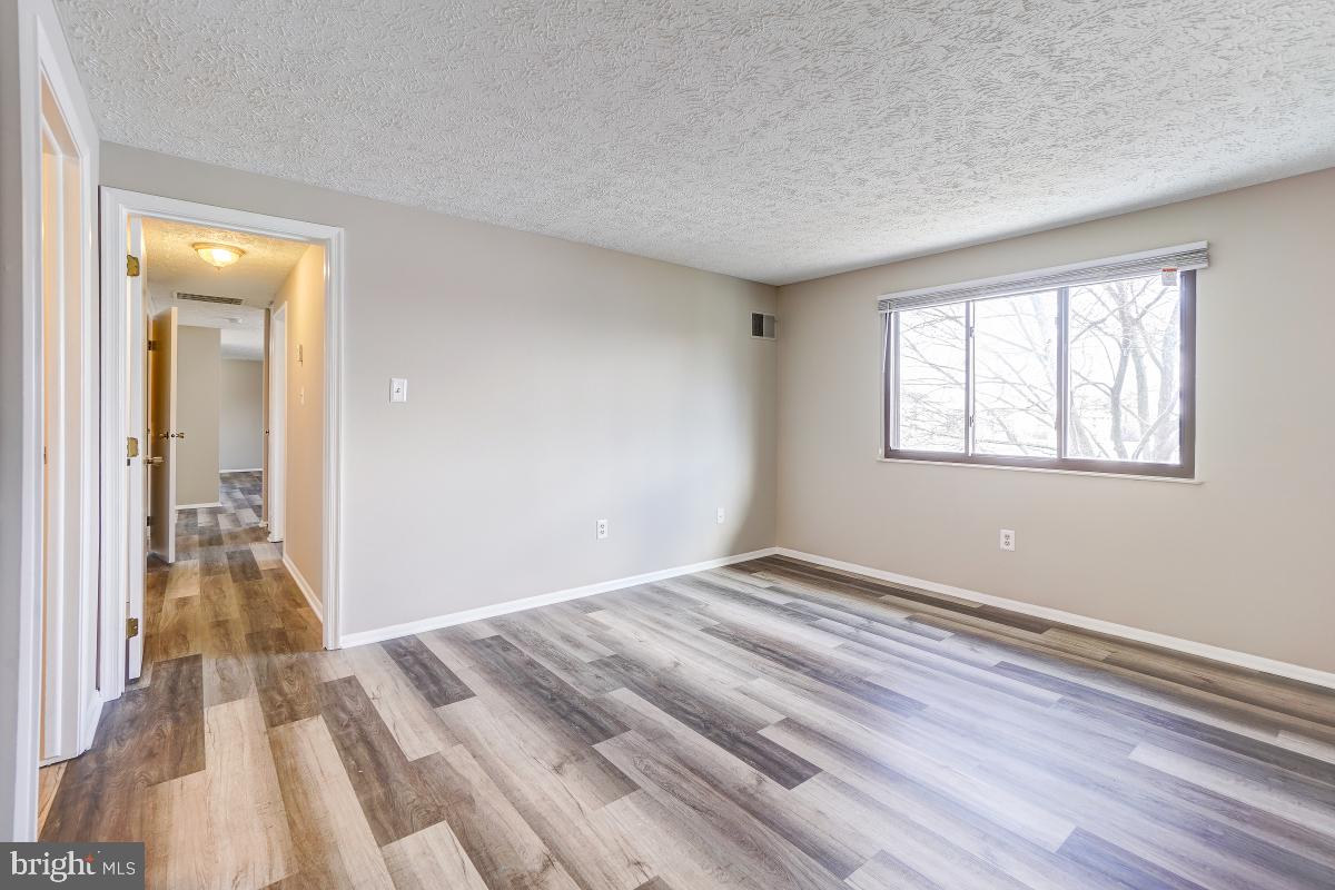 AMBERTOWNE - Residential Lease