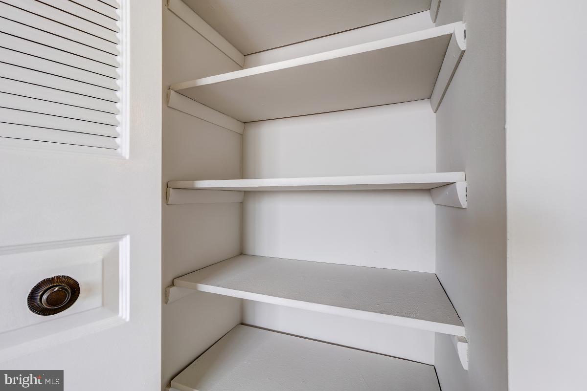 AMBERTOWNE - Residential Lease