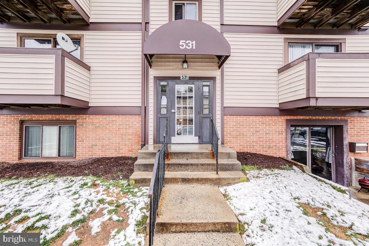 AMBERTOWNE - Residential Lease