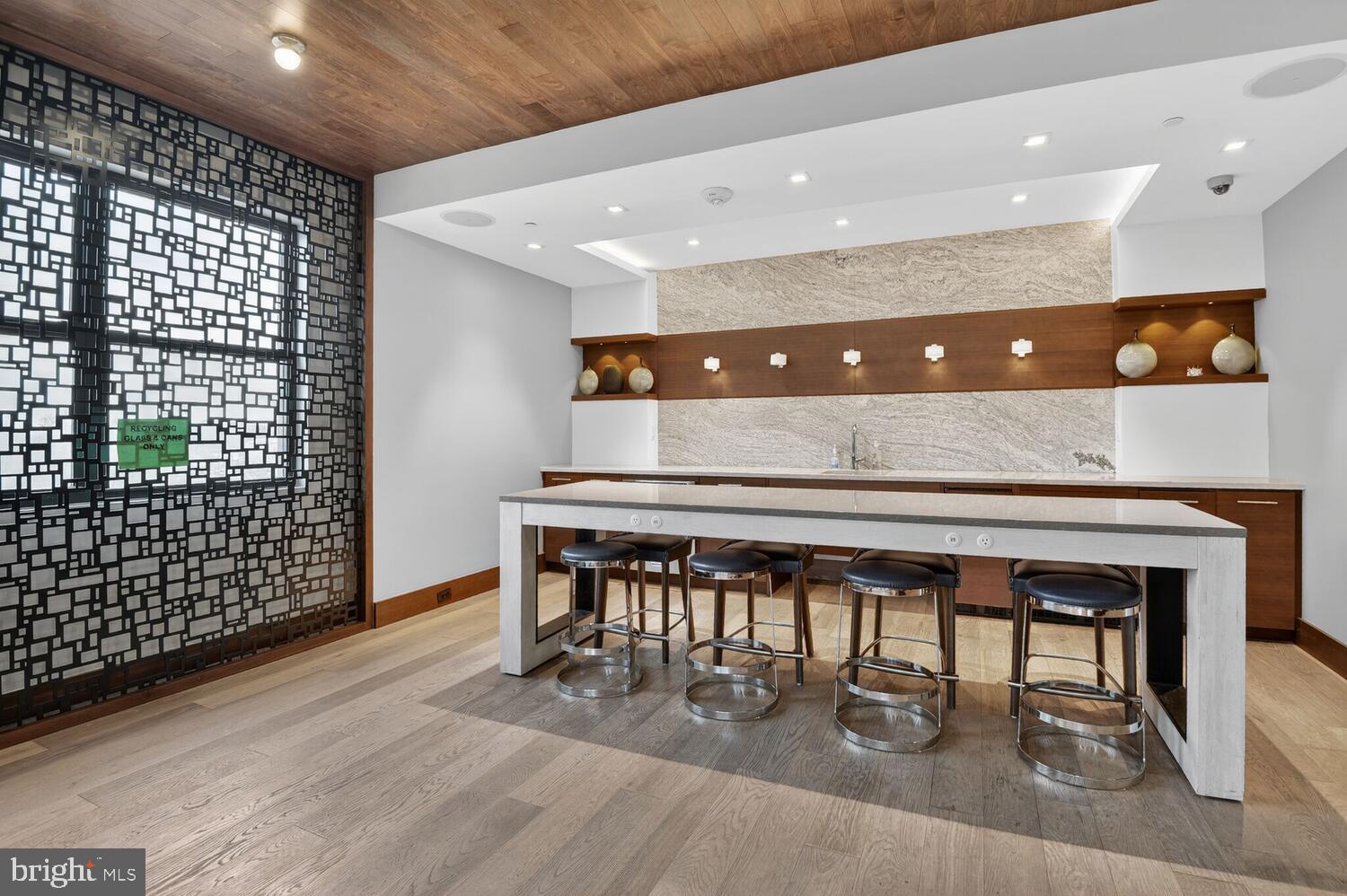 STONEHALL - Residential