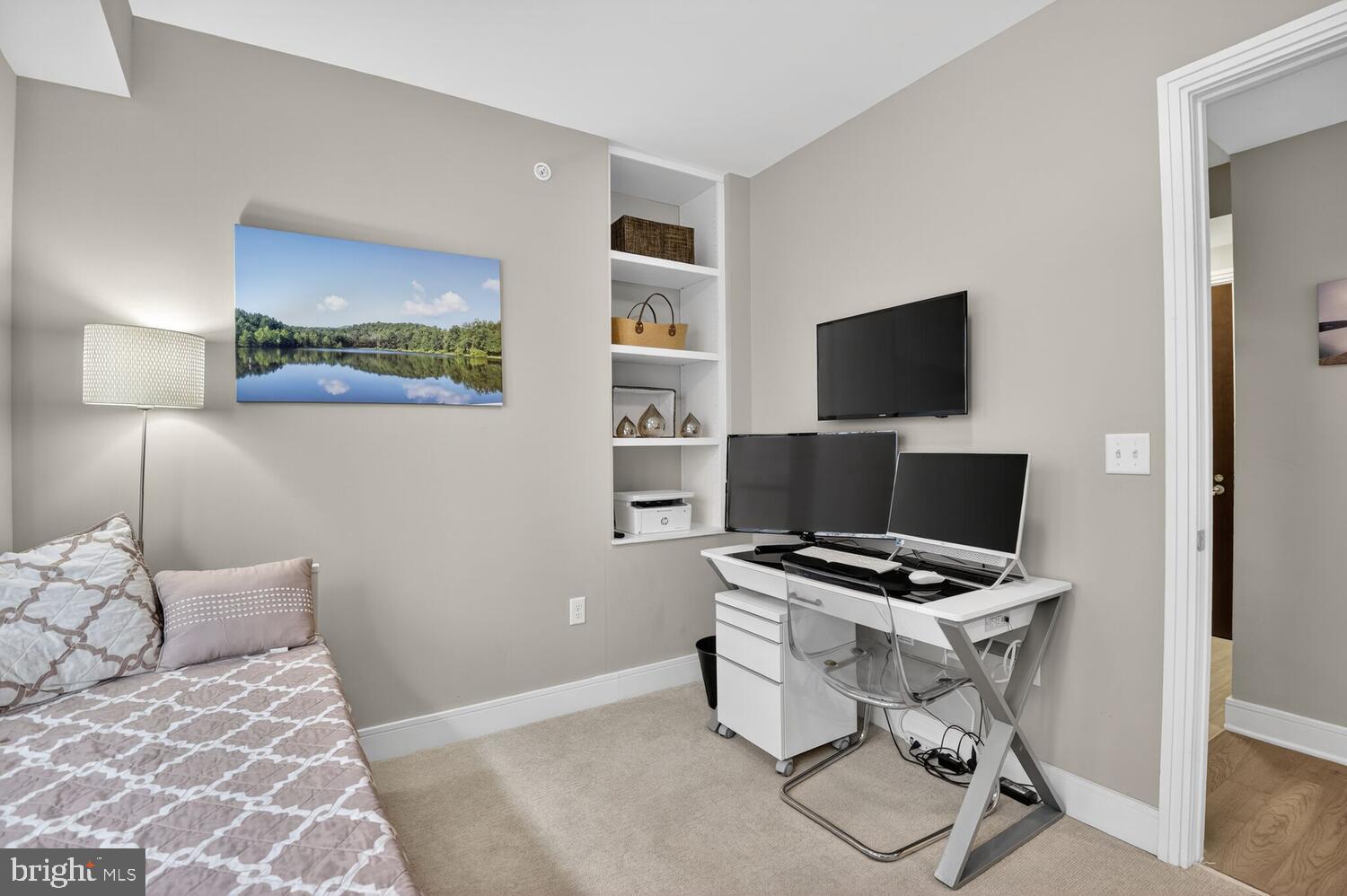 STONEHALL - Residential