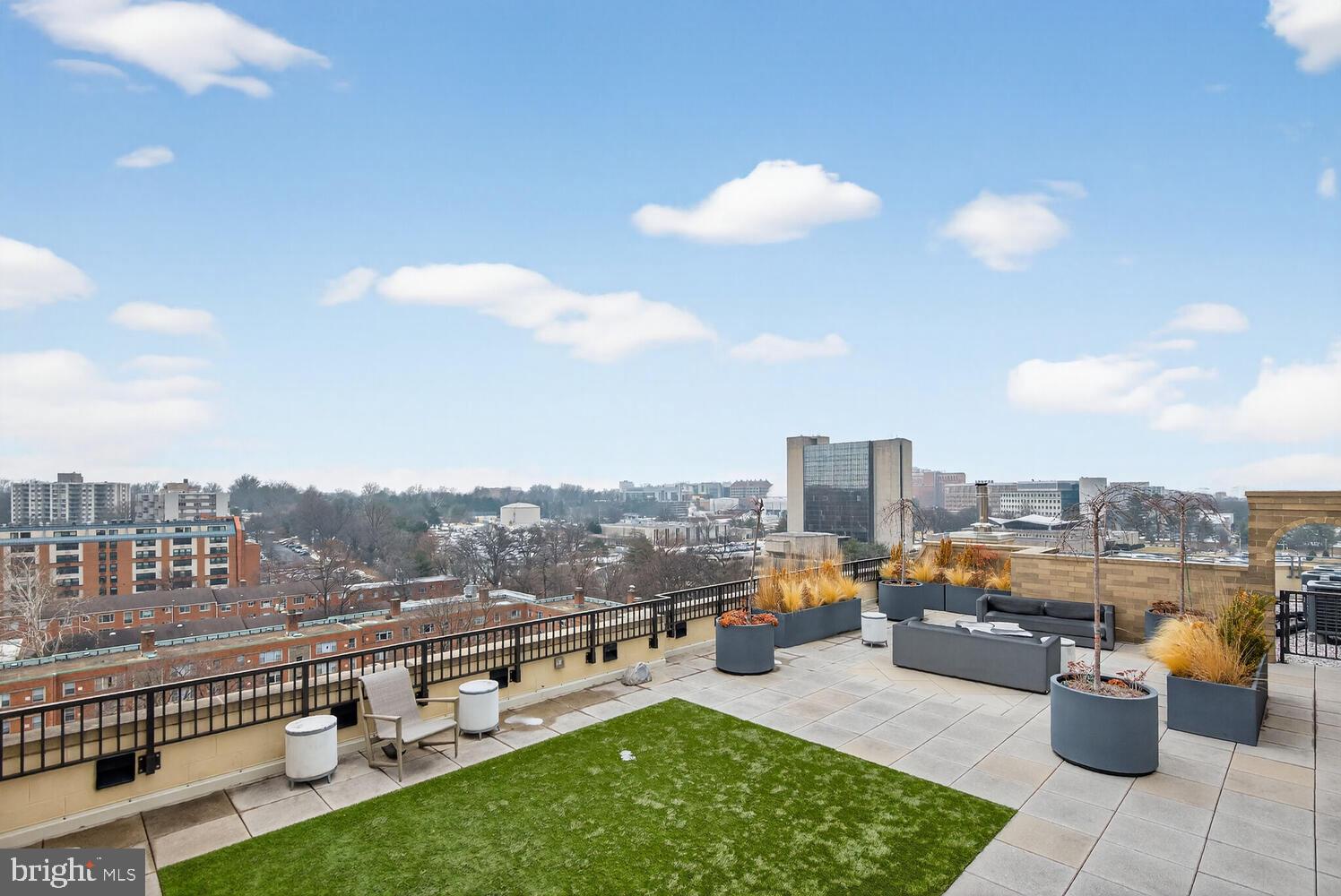 STONEHALL - Residential