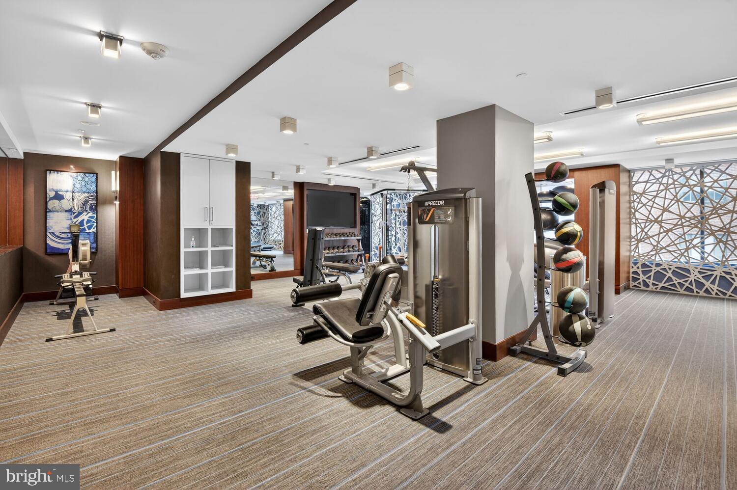 STONEHALL - Residential