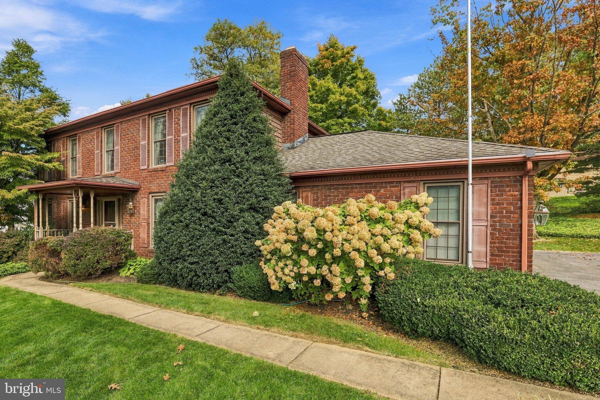 525 ETON LANE