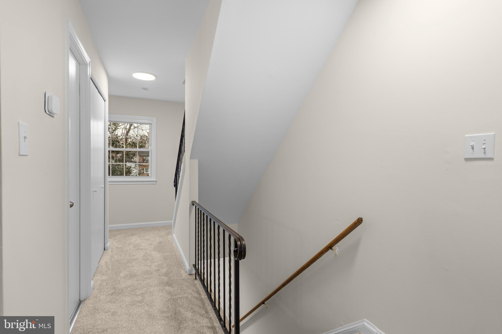 LONDON TOWNE - Residential