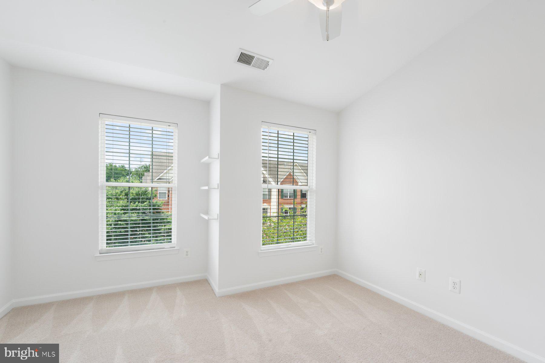 BELMONT COUNTRY CLUB - Residential Lease