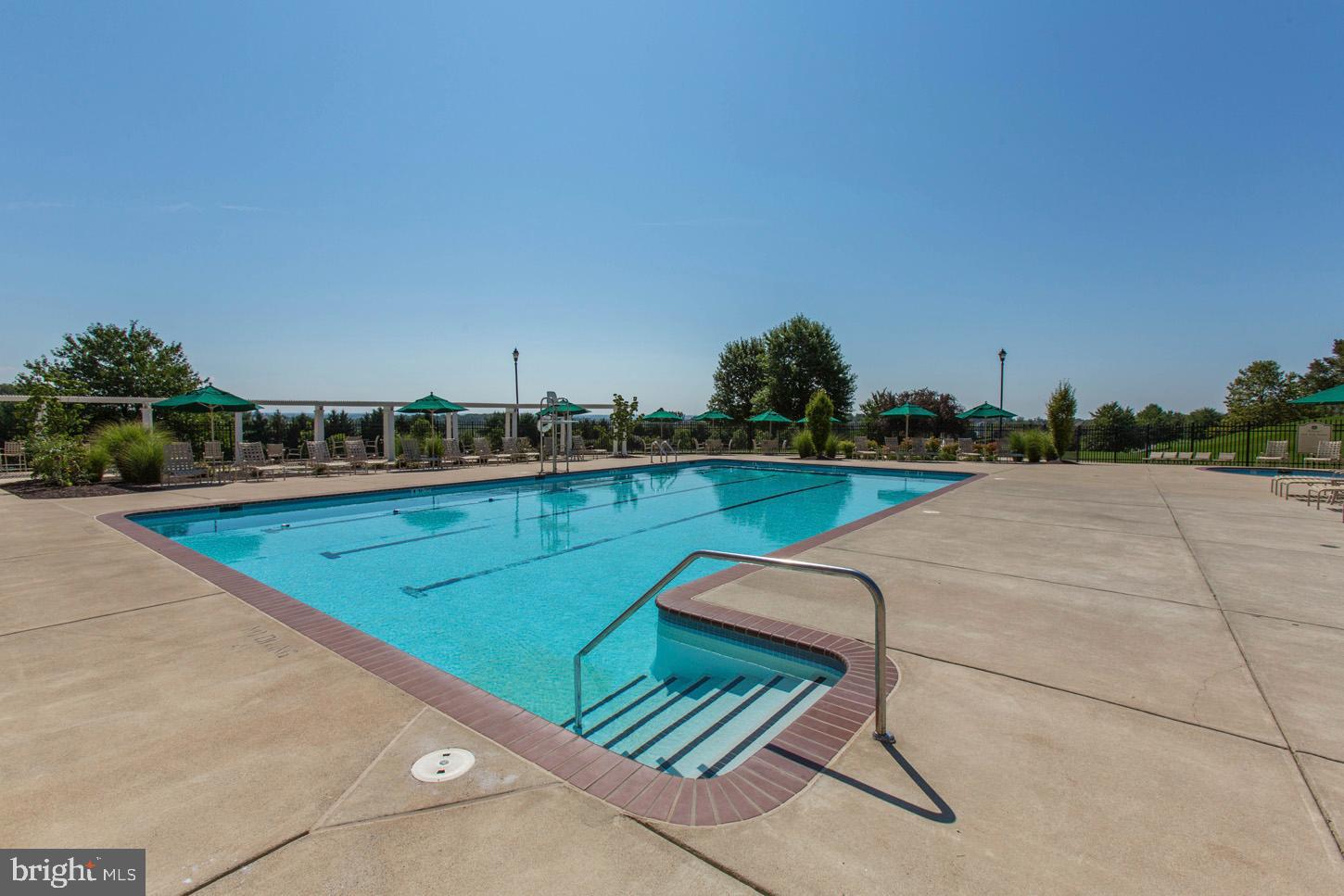 BELMONT COUNTRY CLUB - Residential Lease