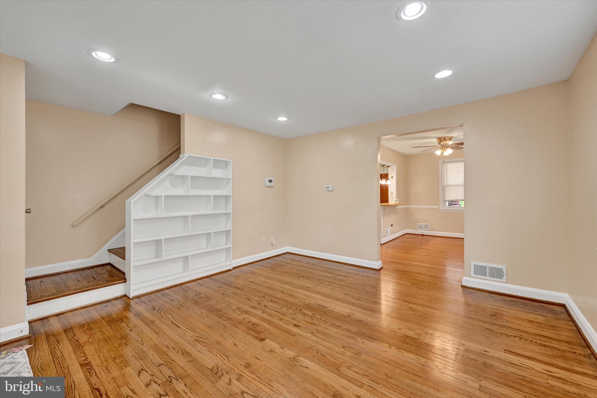 HAMILTON - Residential