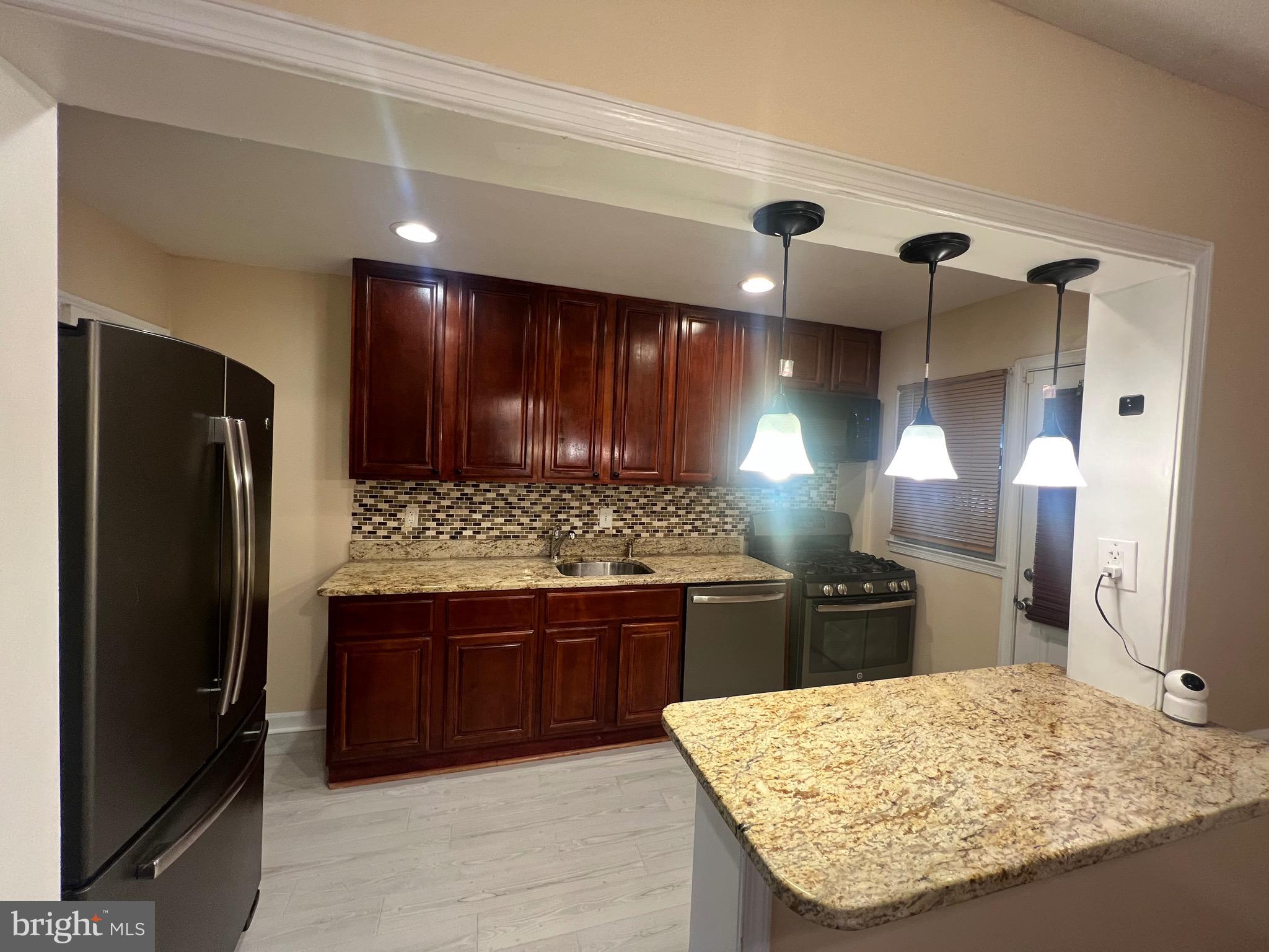 HAMILTON - Residential