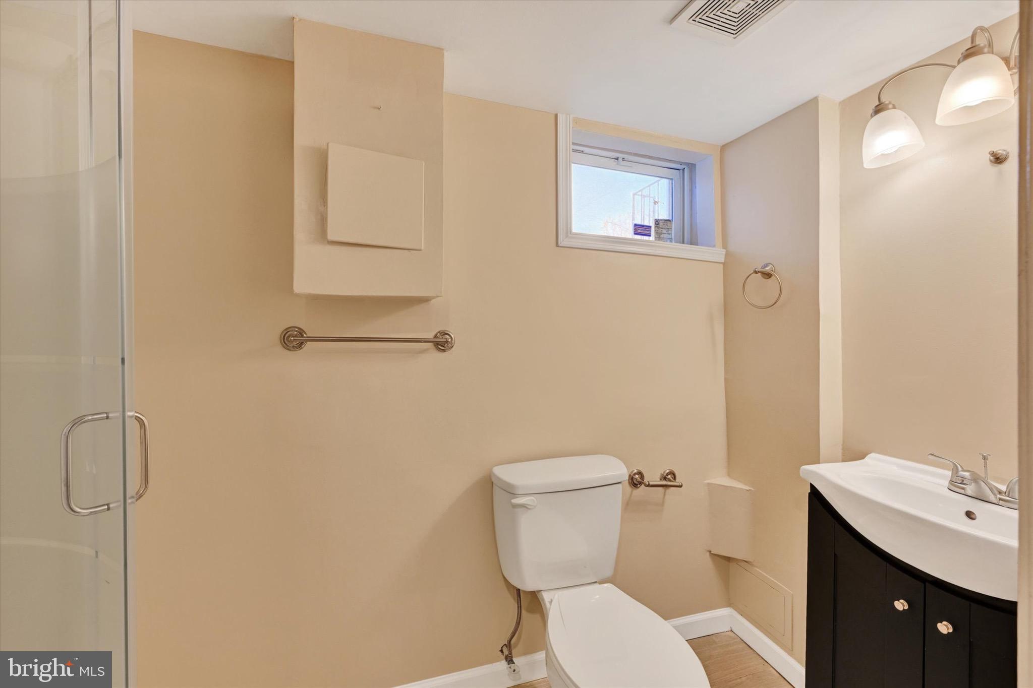 HAMILTON - Residential