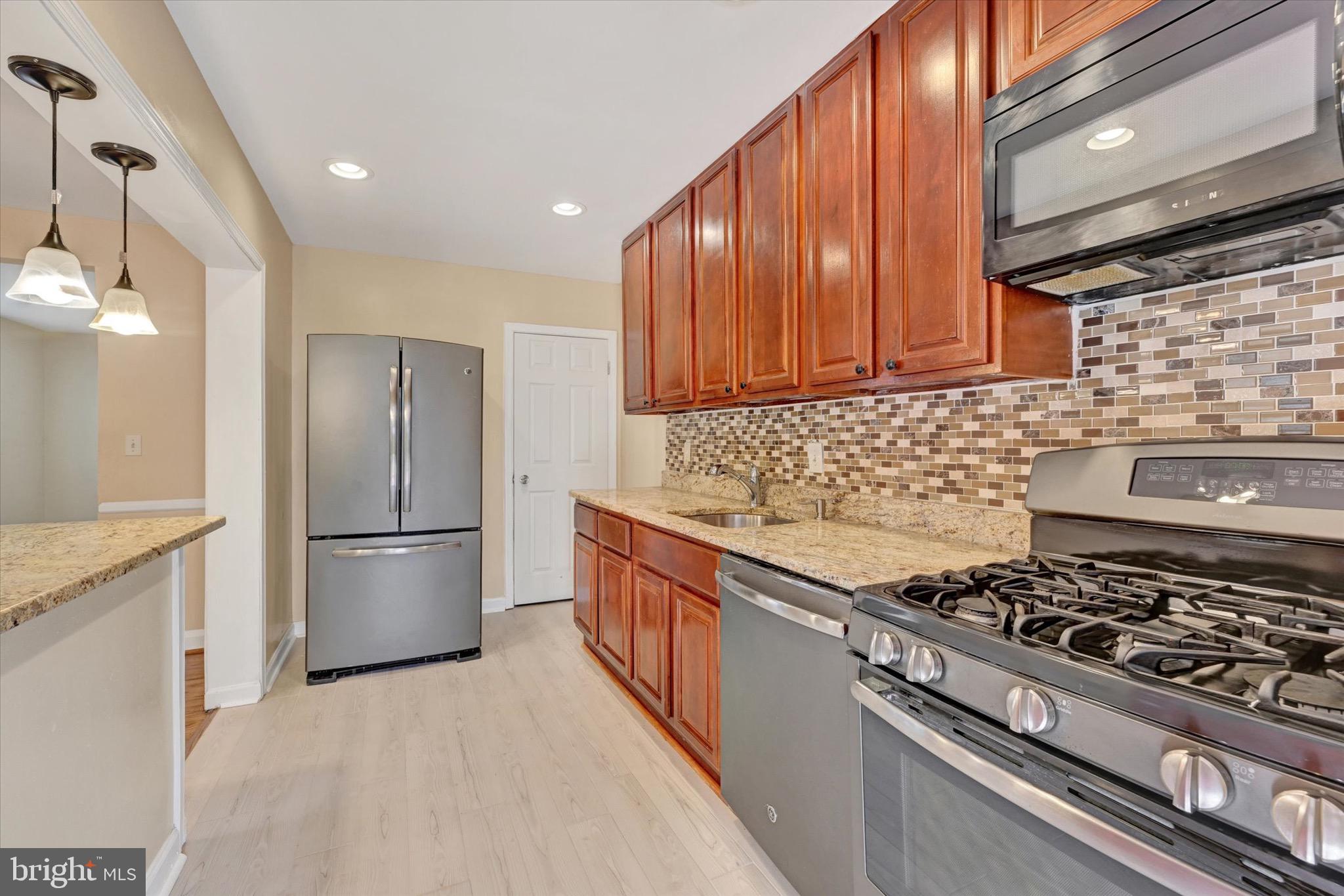 HAMILTON - Residential