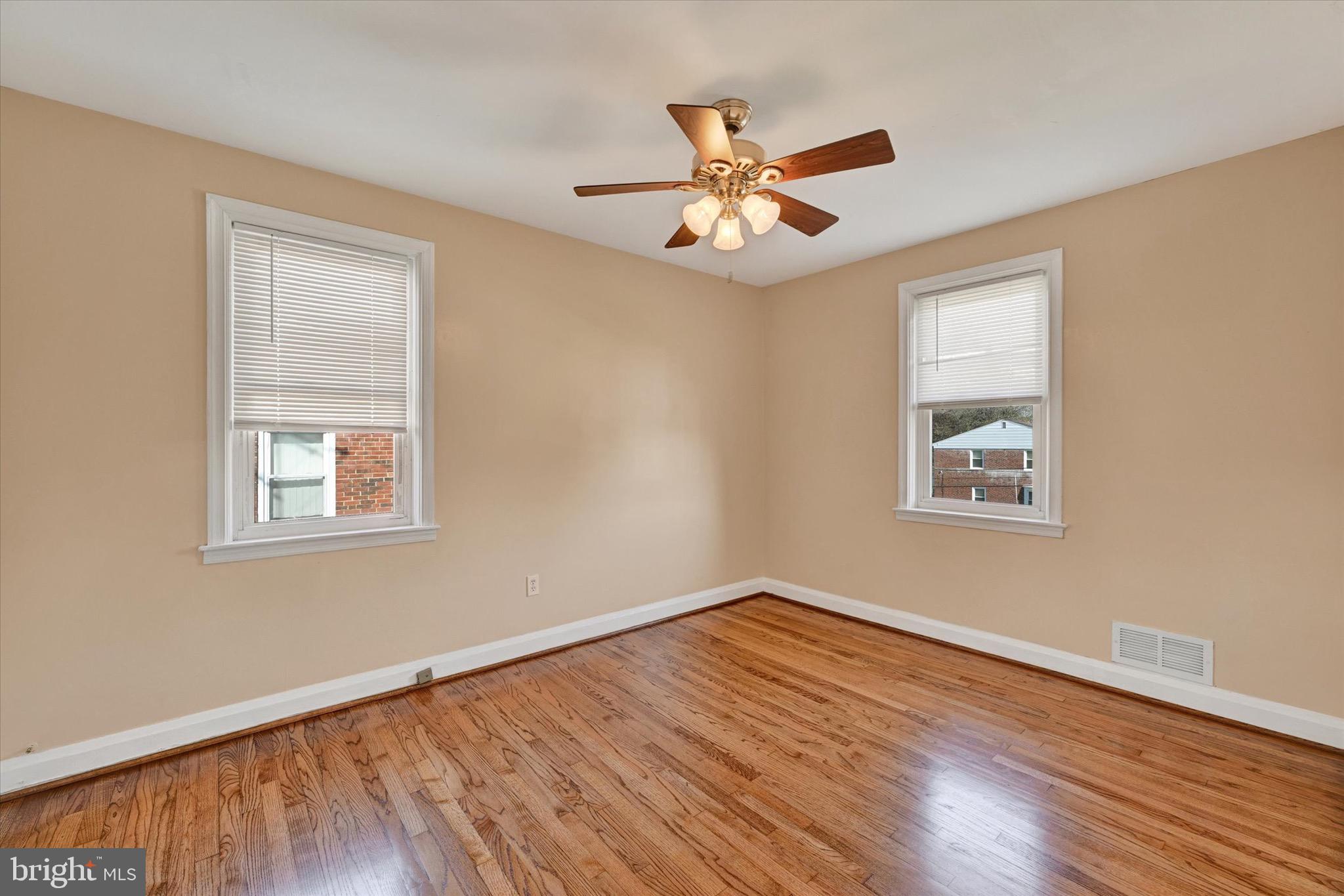 HAMILTON - Residential