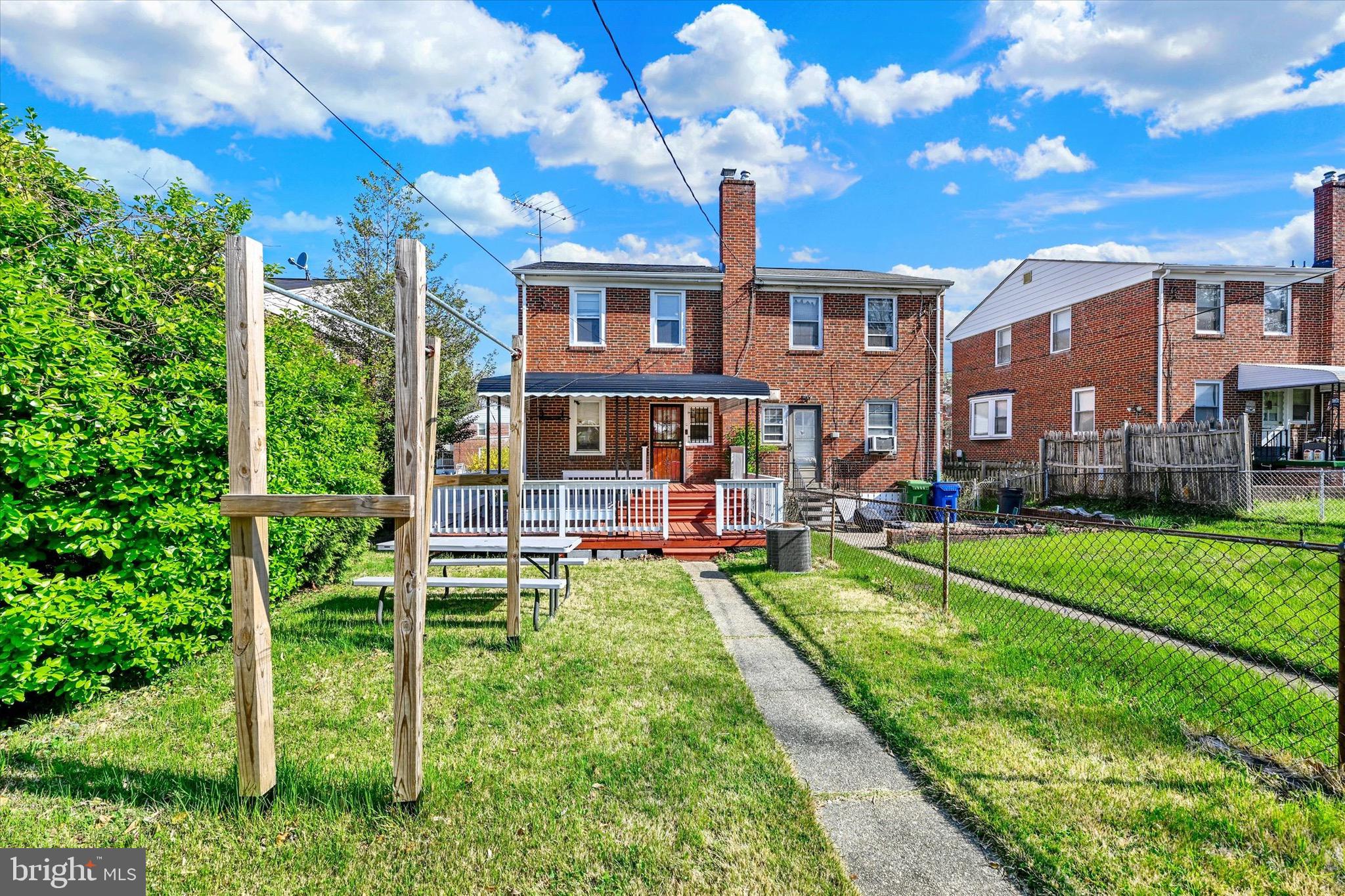 HAMILTON - Residential