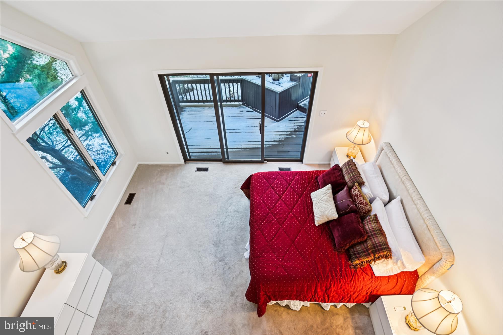 THE MEADOWS OF GREEN SPRING - Residential