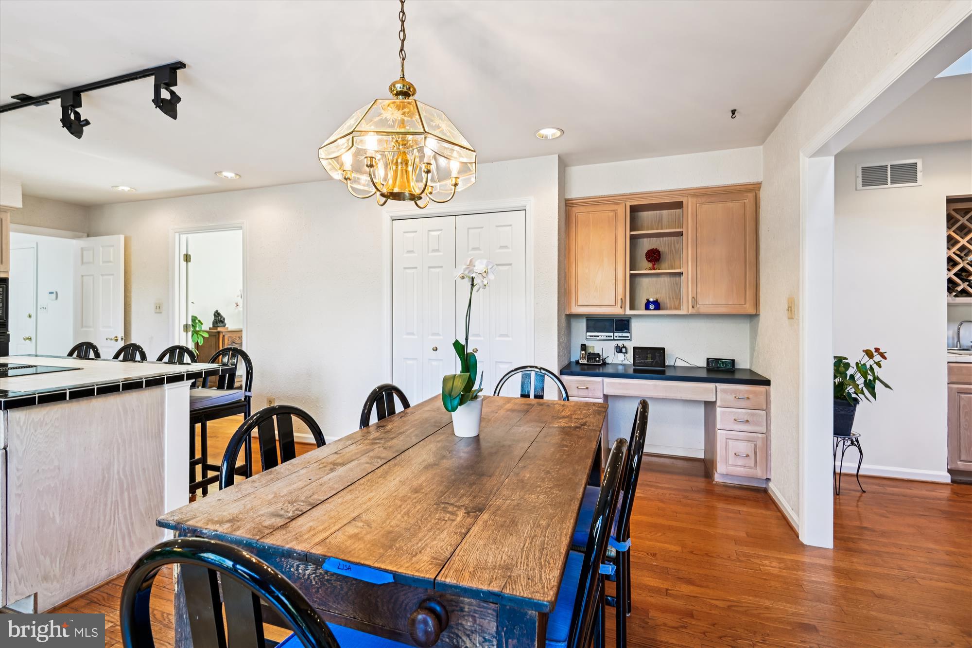 THE MEADOWS OF GREEN SPRING - Residential