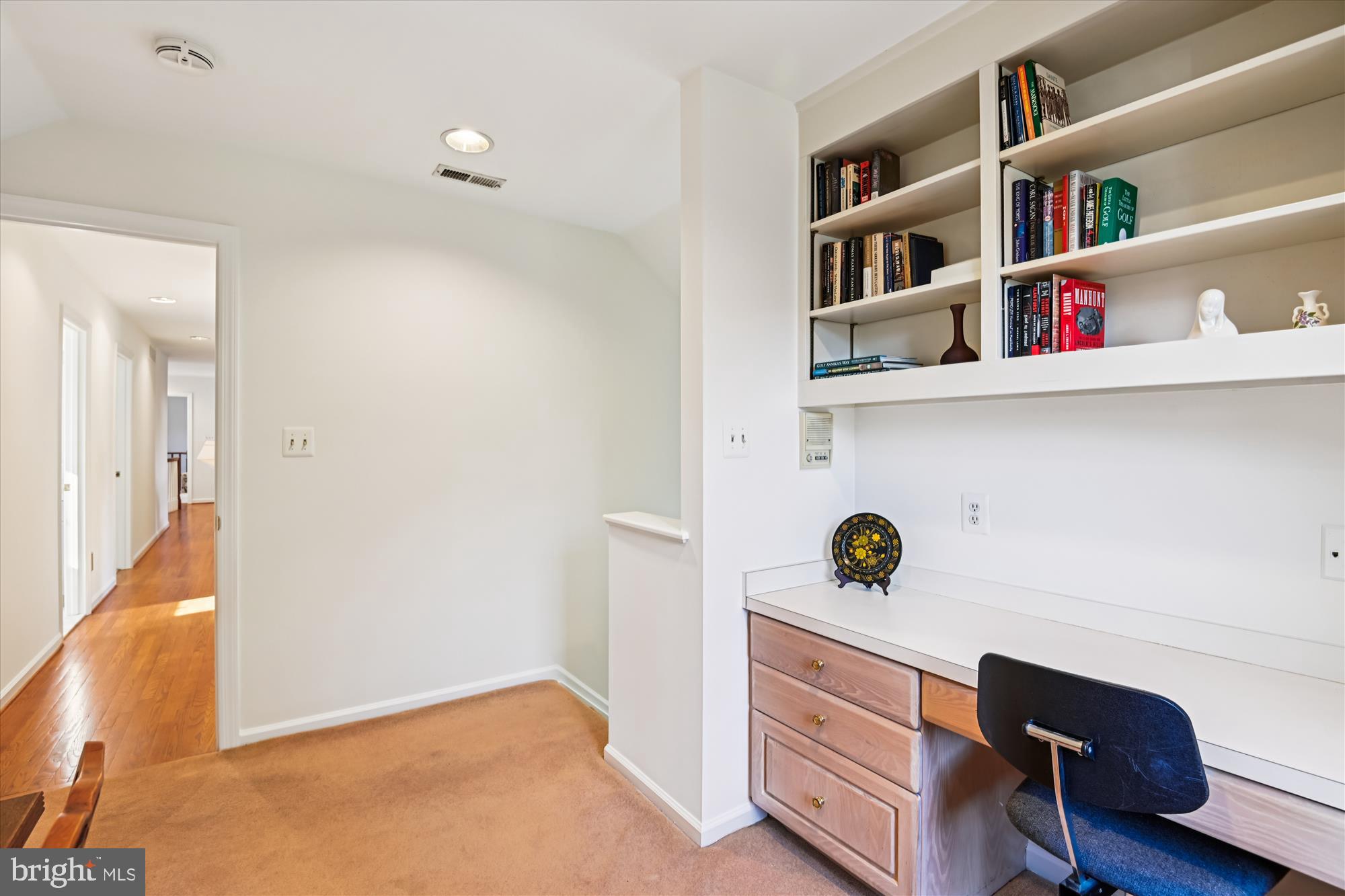 THE MEADOWS OF GREEN SPRING - Residential