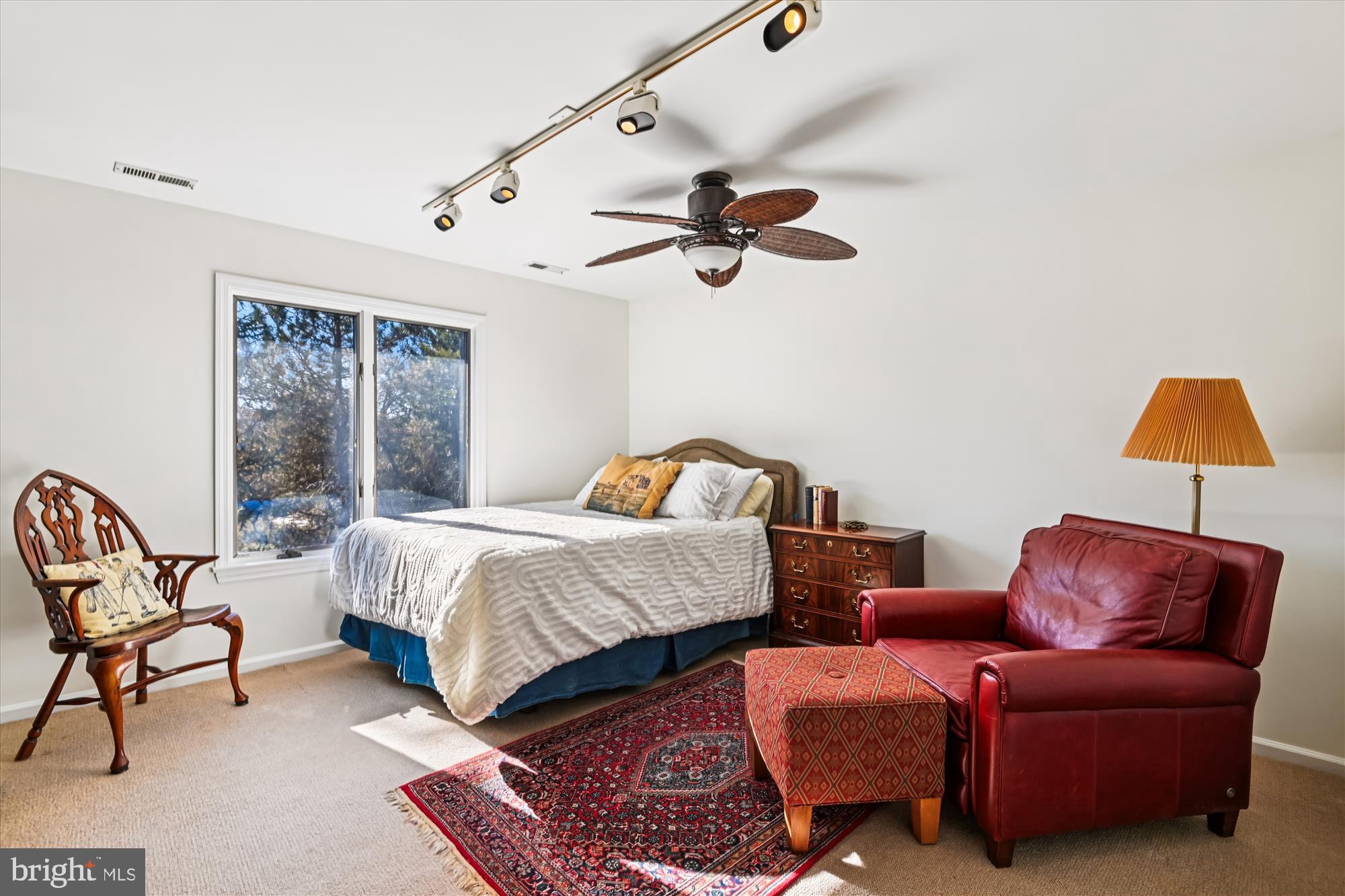 THE MEADOWS OF GREEN SPRING - Residential