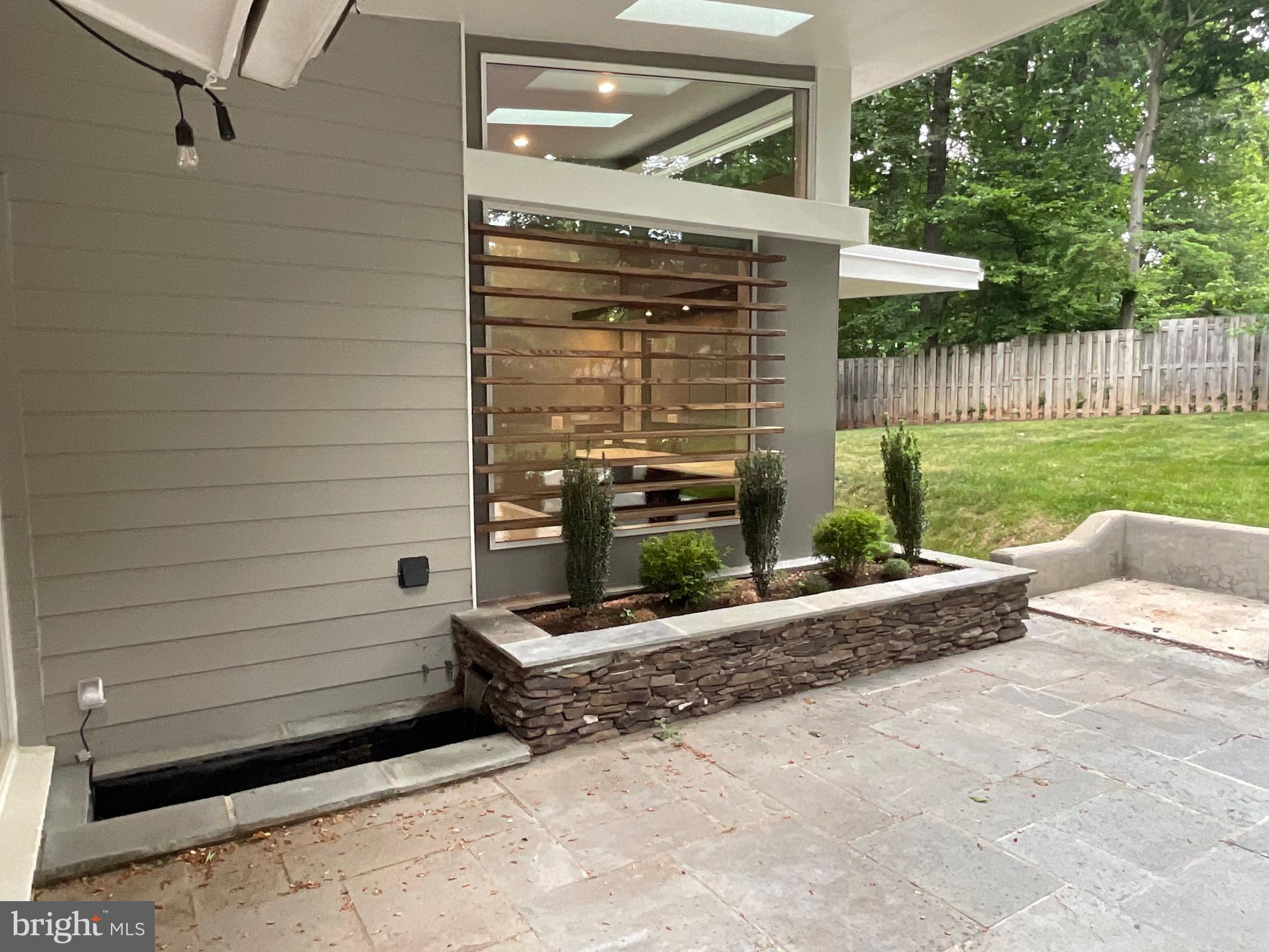 CARDEROCK SPRINGS - Residential Lease