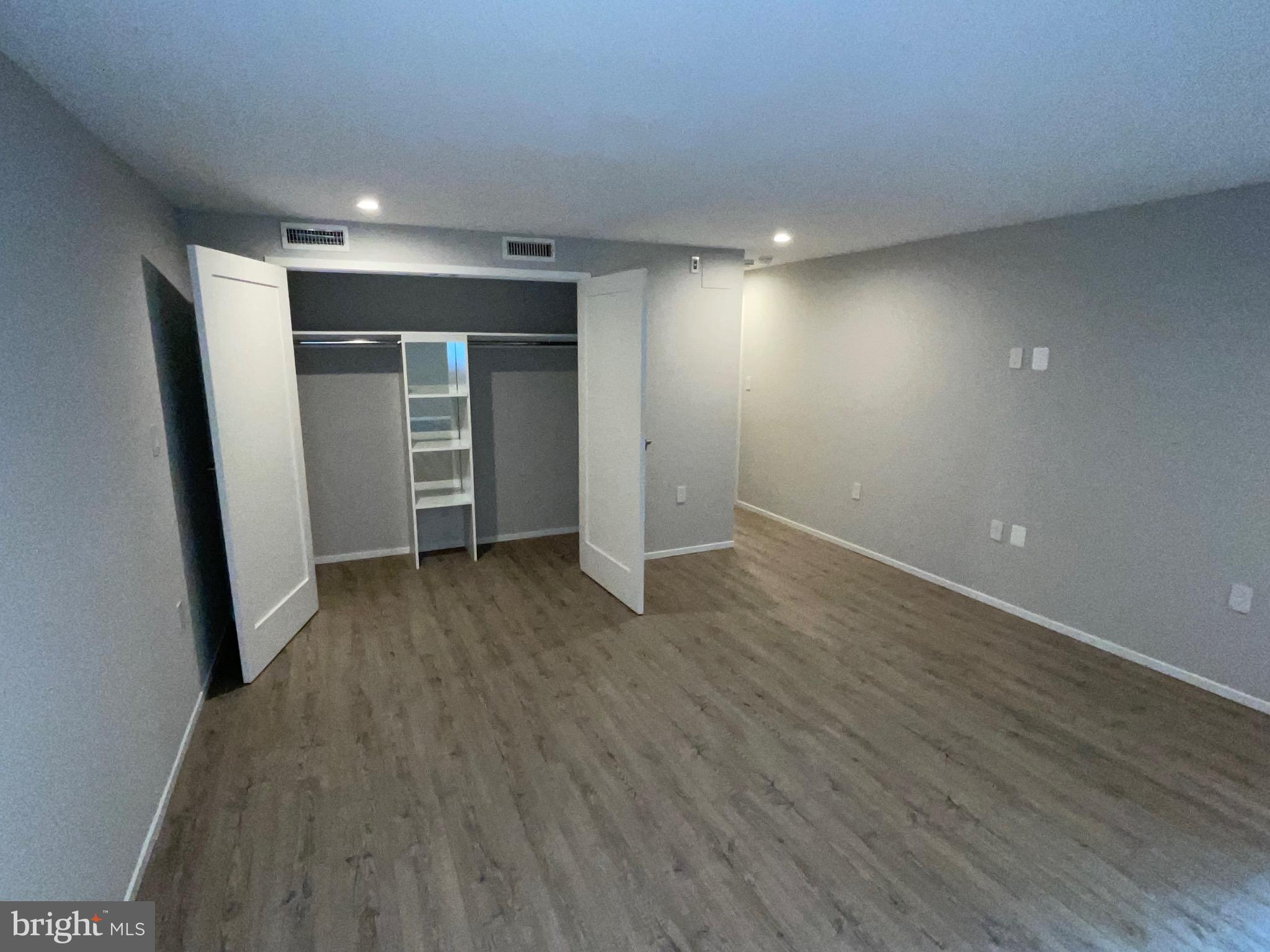 CARDEROCK SPRINGS - Residential Lease