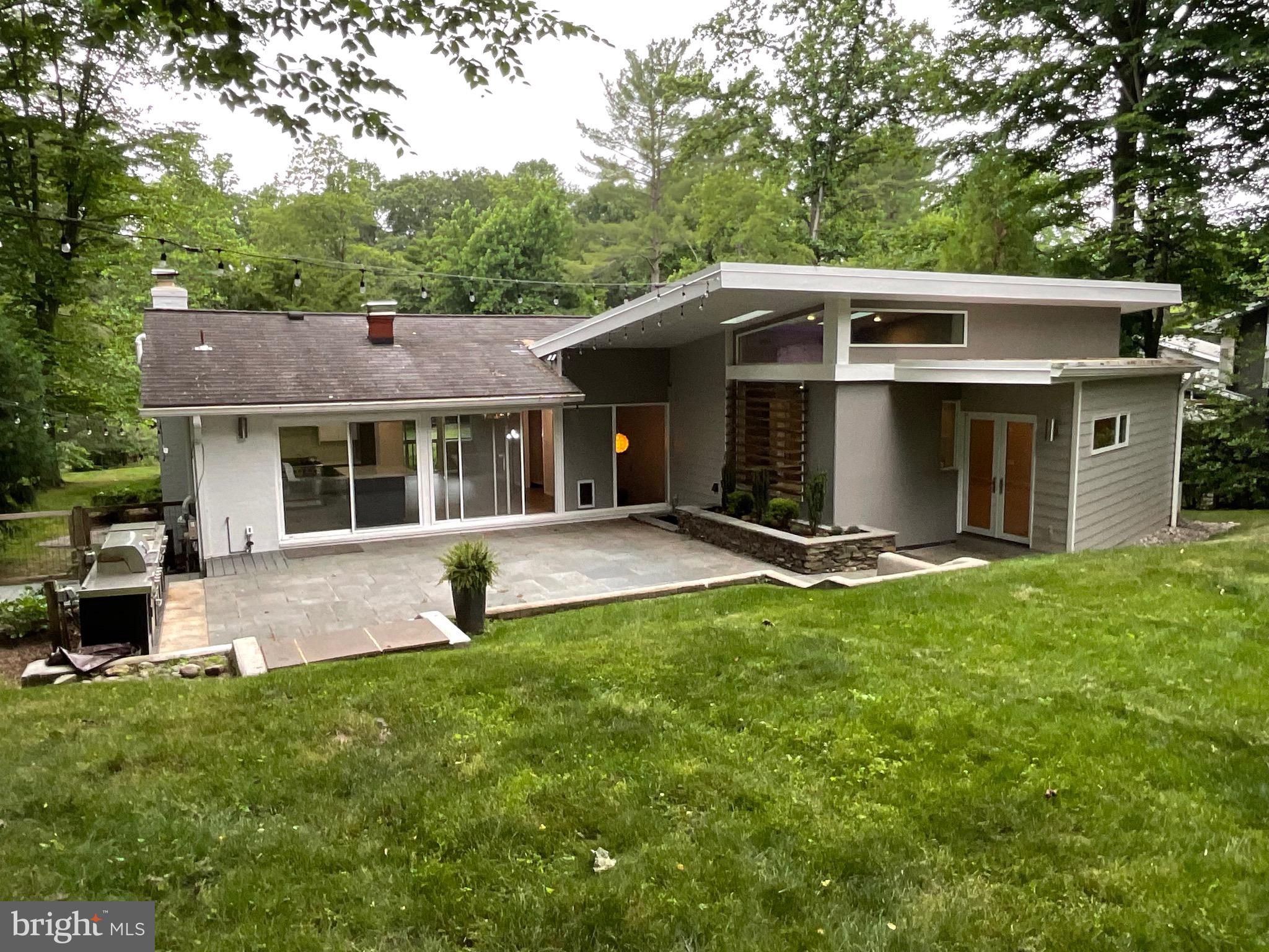 CARDEROCK SPRINGS - Residential Lease