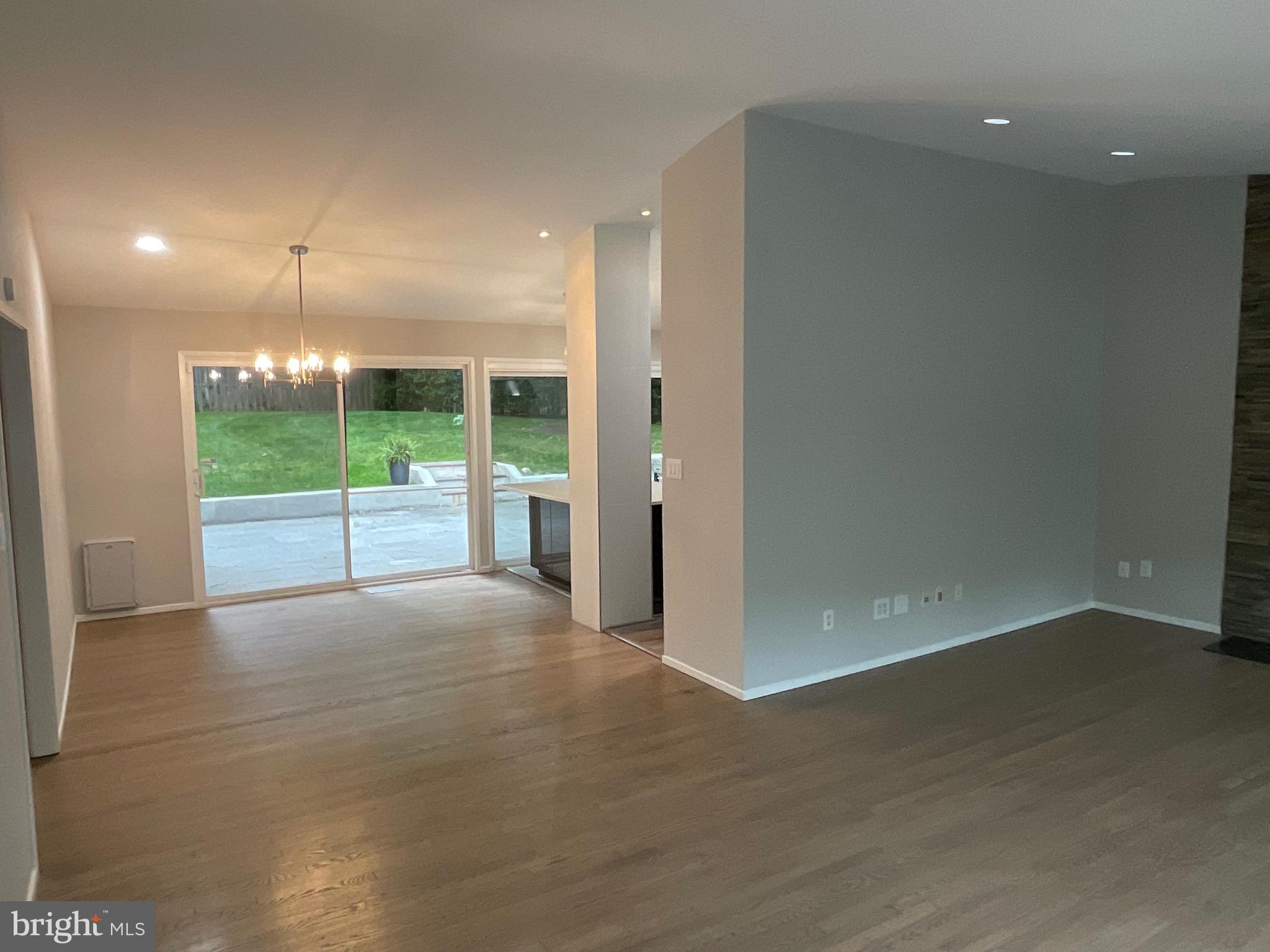 CARDEROCK SPRINGS - Residential Lease