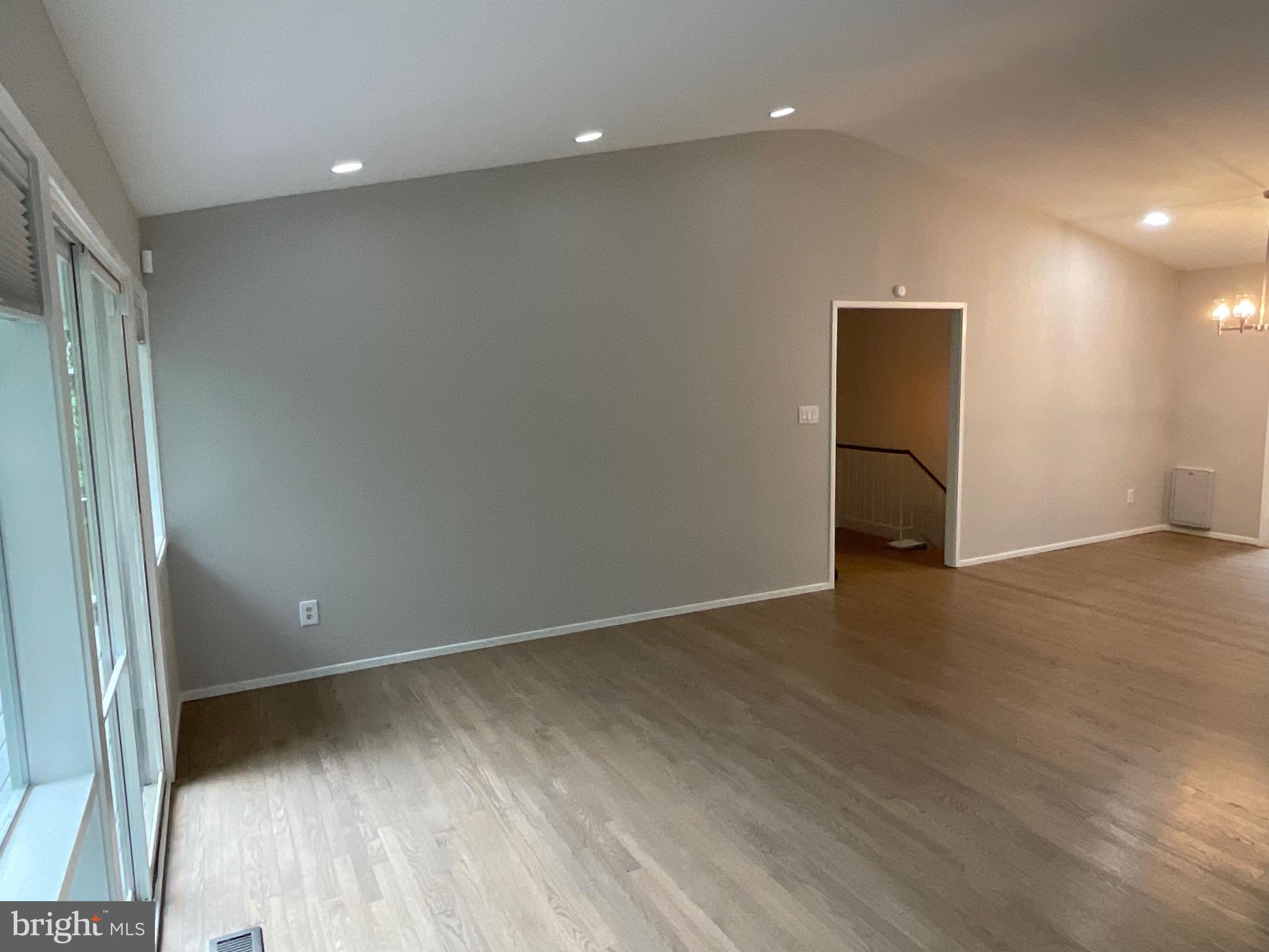 CARDEROCK SPRINGS - Residential Lease