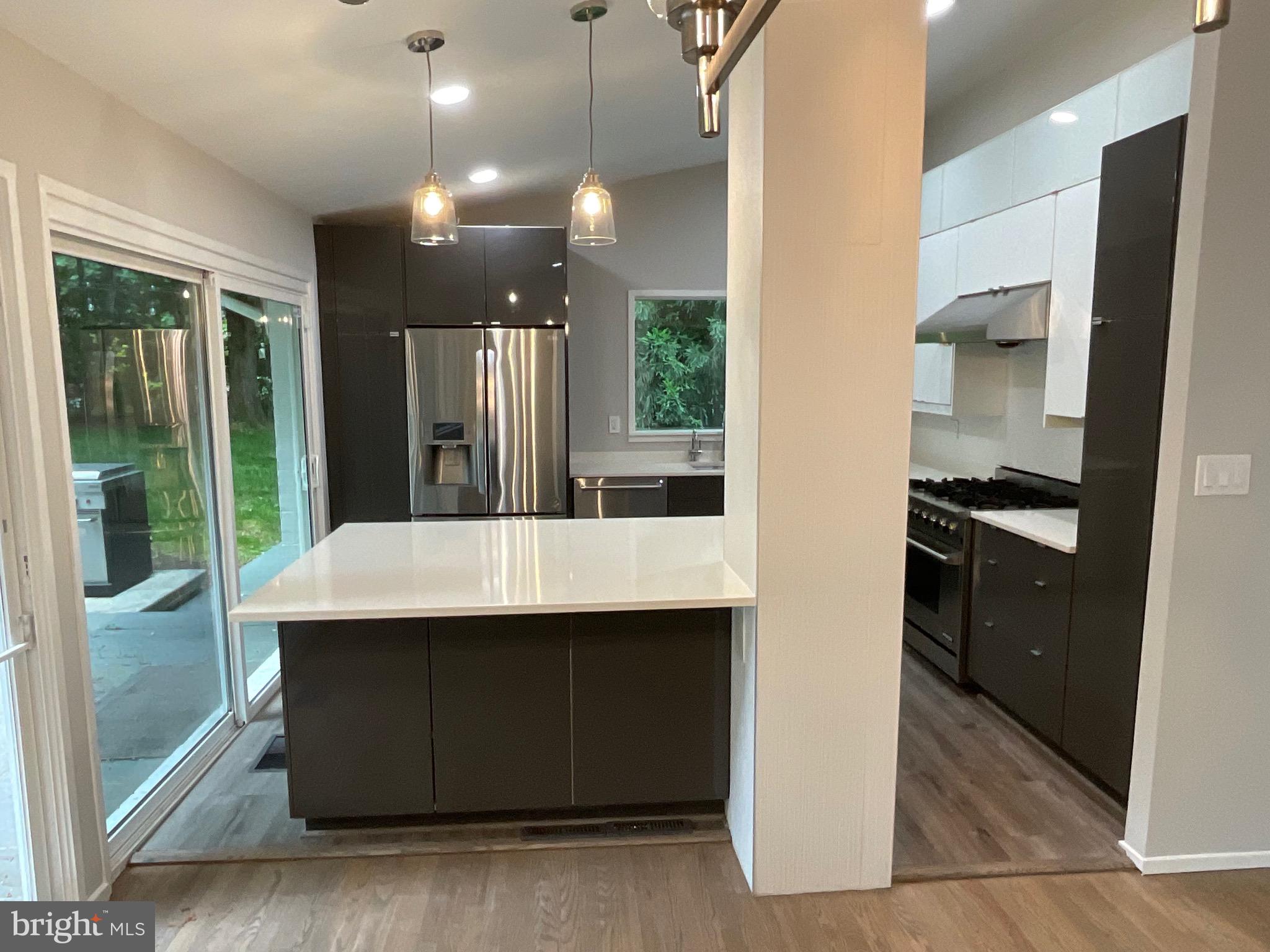 CARDEROCK SPRINGS - Residential Lease