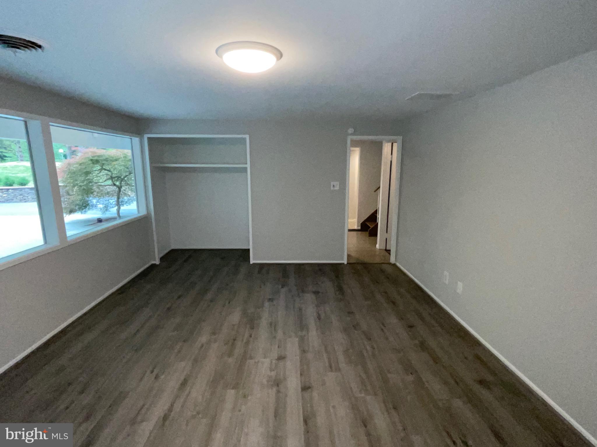 CARDEROCK SPRINGS - Residential Lease