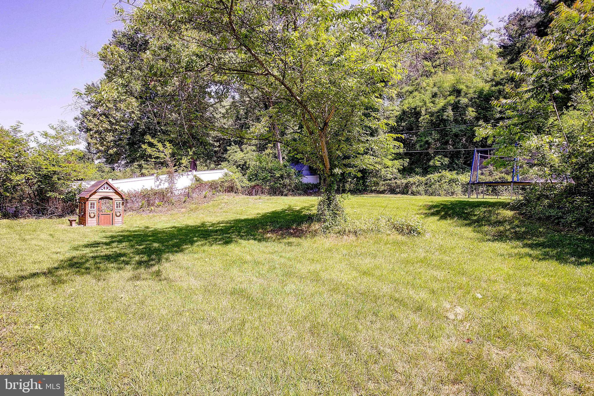 KENILWORTH - Residential