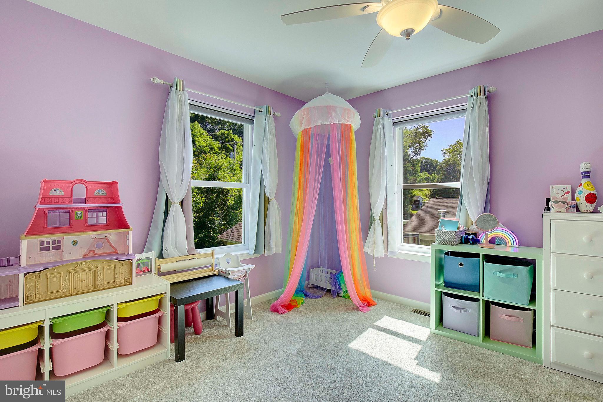 KENILWORTH - Residential