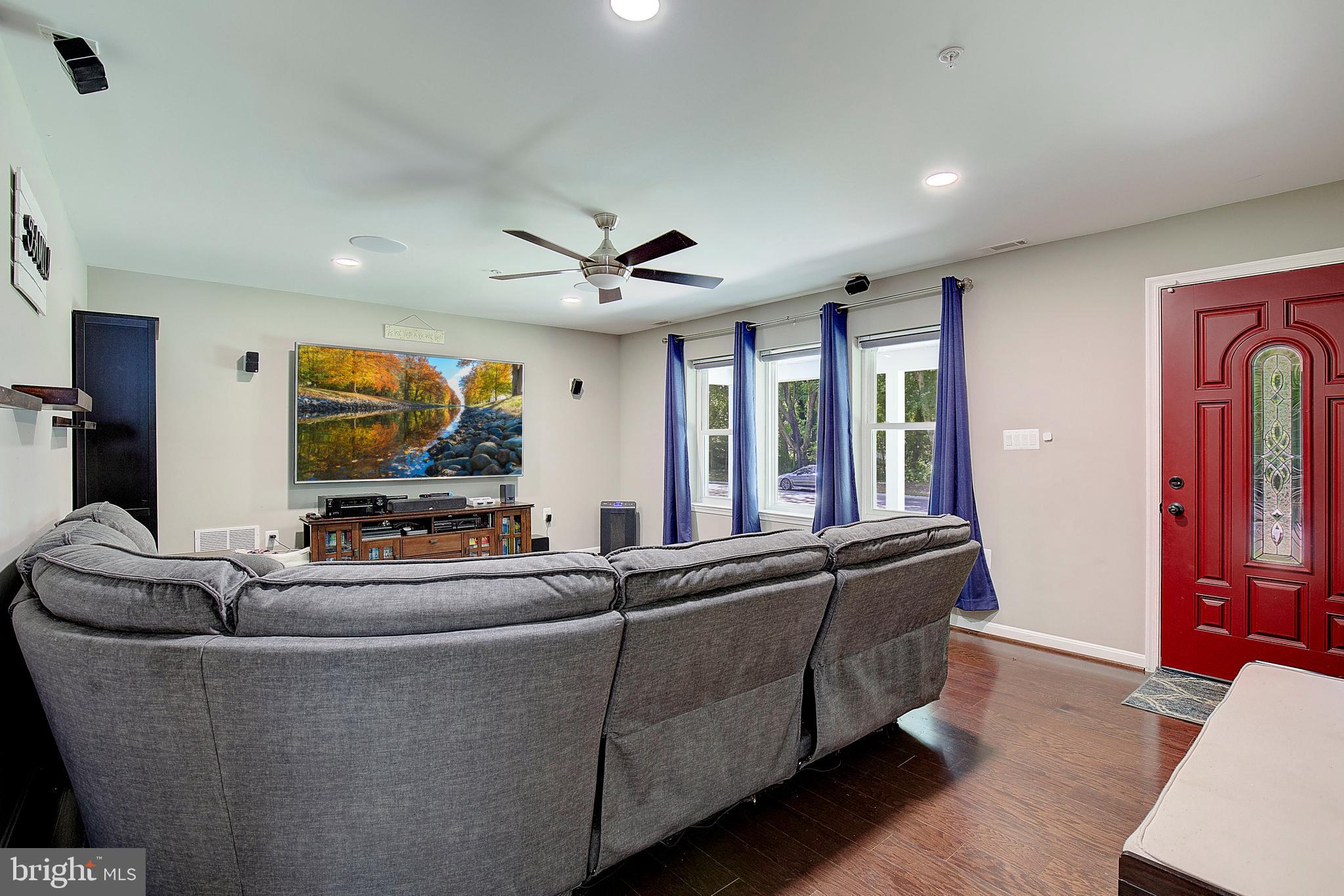 KENILWORTH - Residential