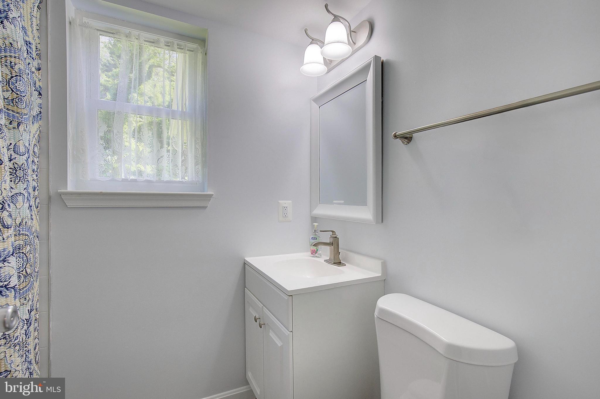 KENILWORTH - Residential