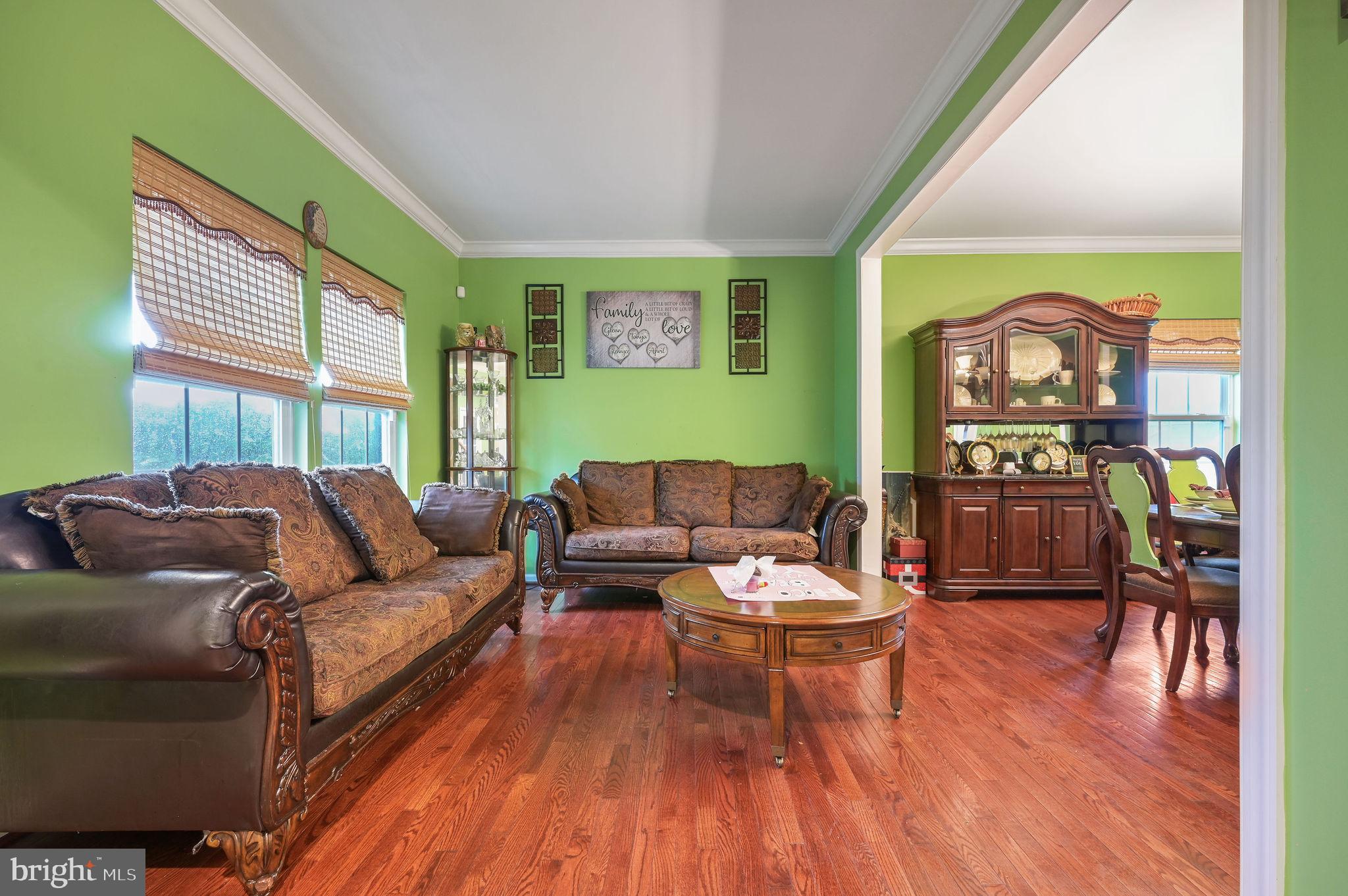143 MEADOW GREEN AVENUE
