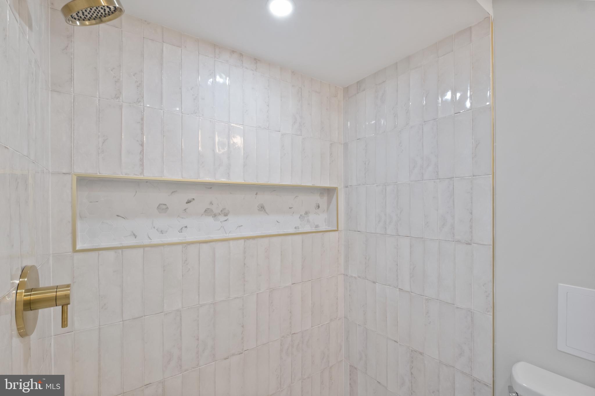 NEW HAMPSHIRE GARDENS - Residential