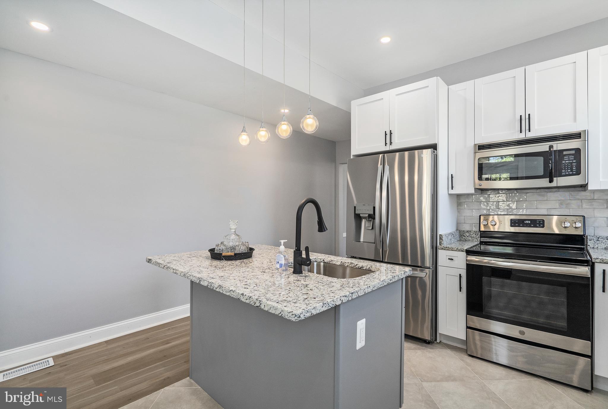 WAVERLY - Residential